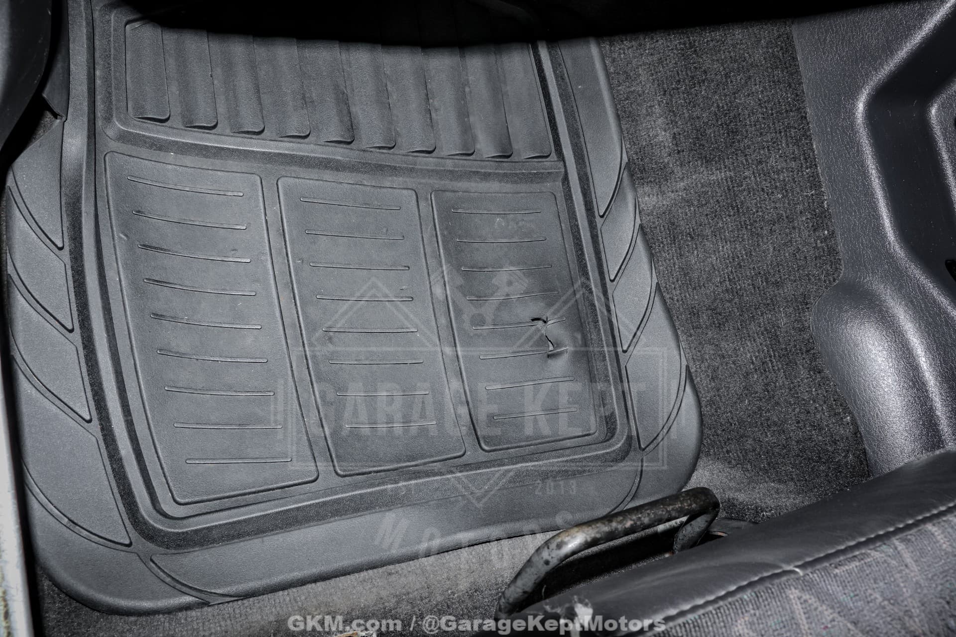 2002 Jeep Wrangler SE thumbnail 17