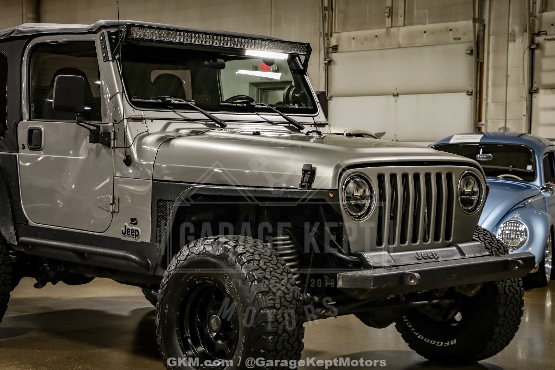2002 Jeep Wrangler SE thumbnail 3