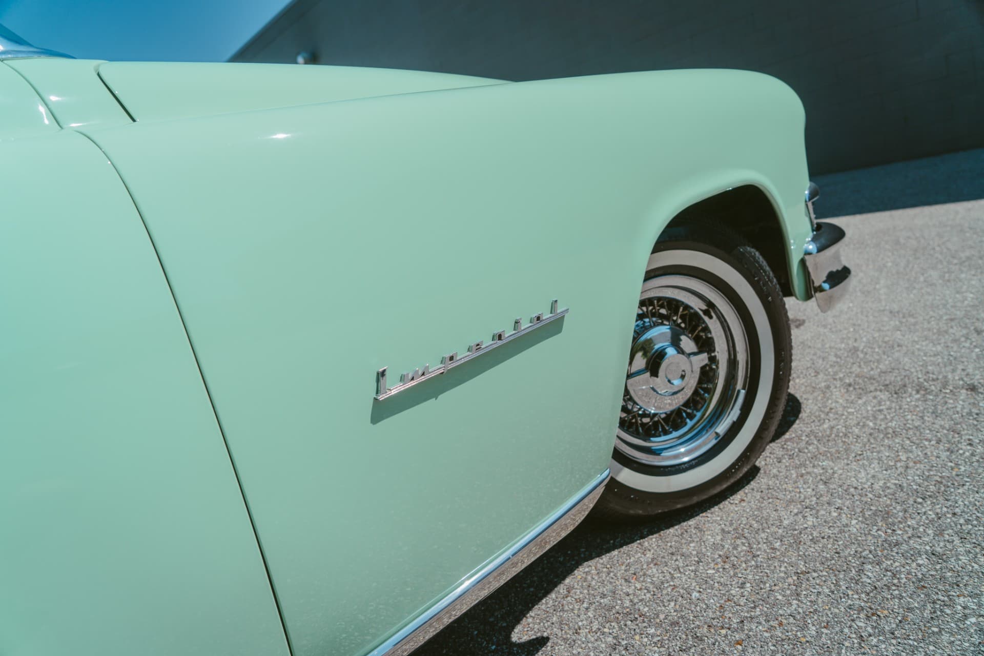 1953 Chrysler Imperial thumbnail 3