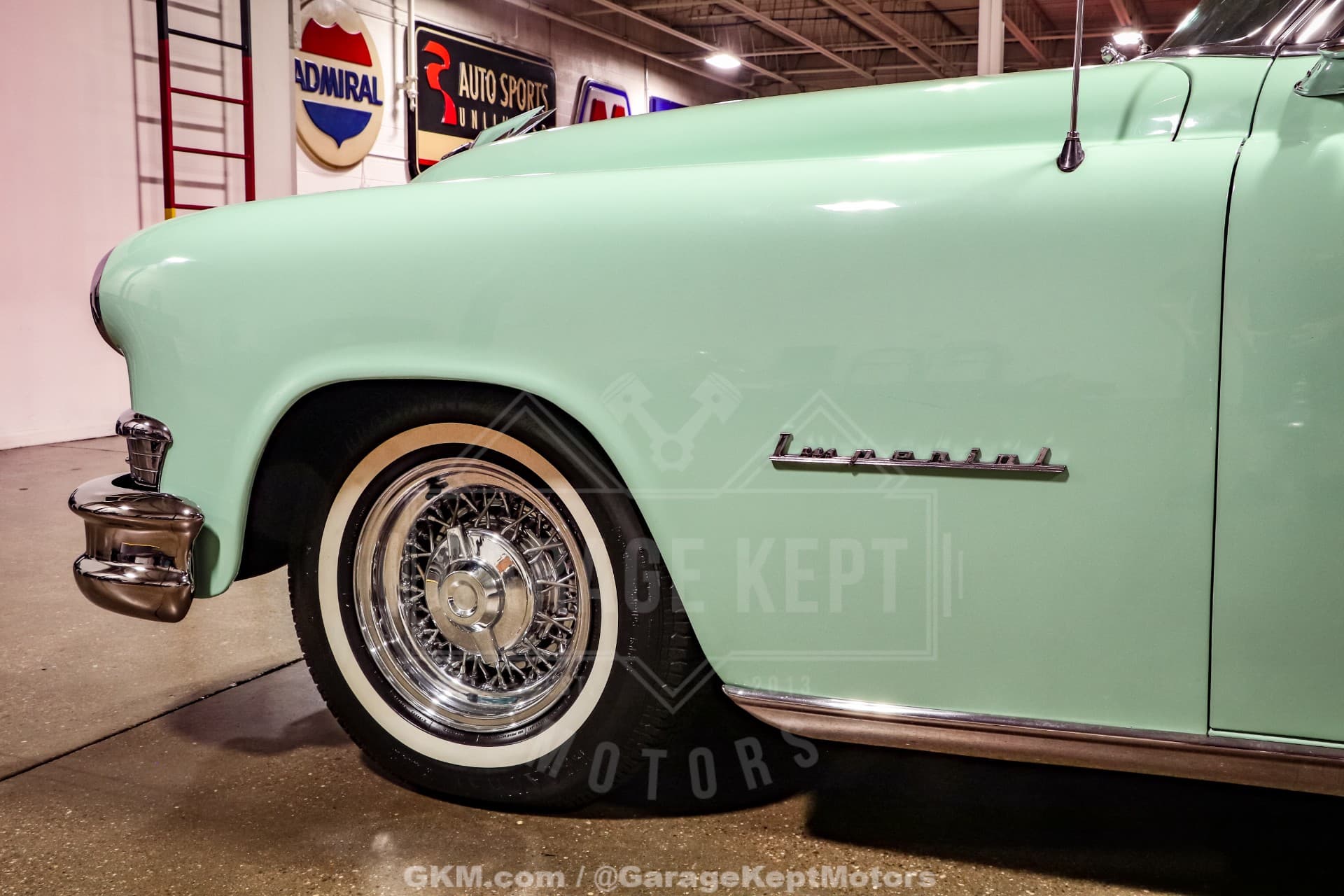 1953 Chrysler Imperial thumbnail 8