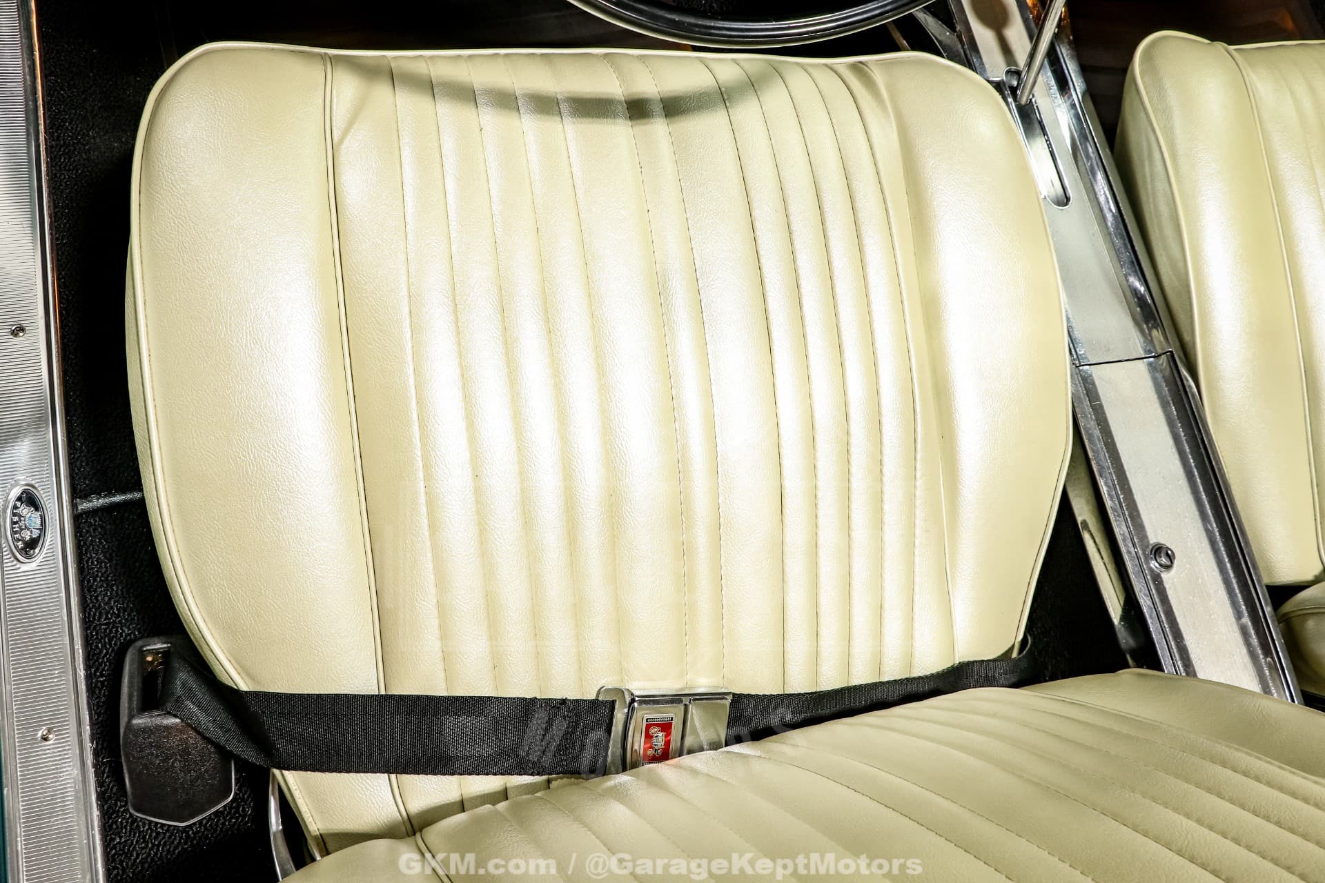 1965 Oldsmobile Cutlass 442 Convertible thumbnail 19