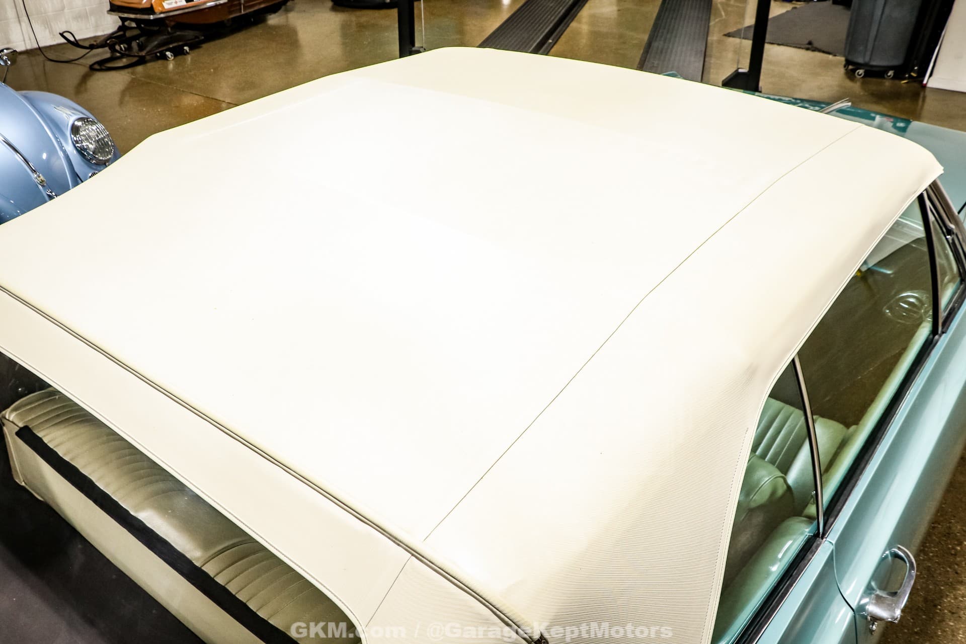 1965 Oldsmobile Cutlass 442 Convertible thumbnail 3