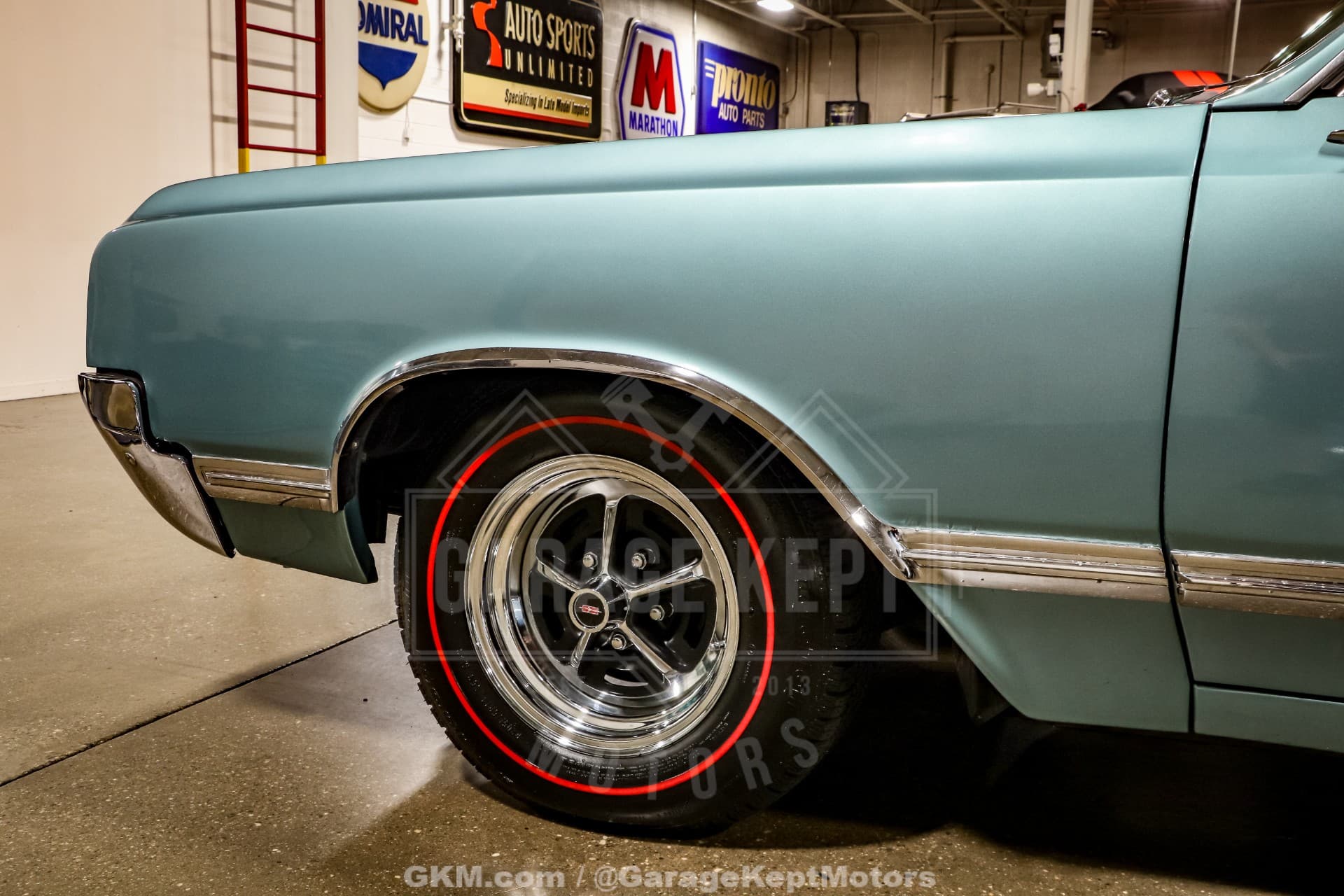 1965 Oldsmobile Cutlass 442 Convertible thumbnail 7