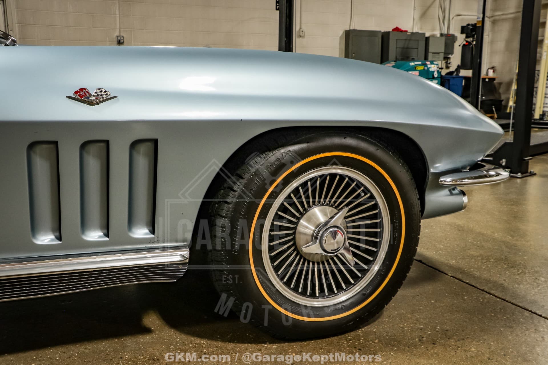 1966 Chevrolet Corvette Convertible thumbnail 11