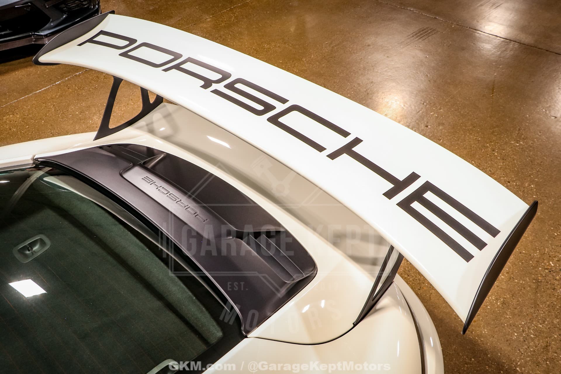 2016 Porsche 911 GT3 RS thumbnail 5