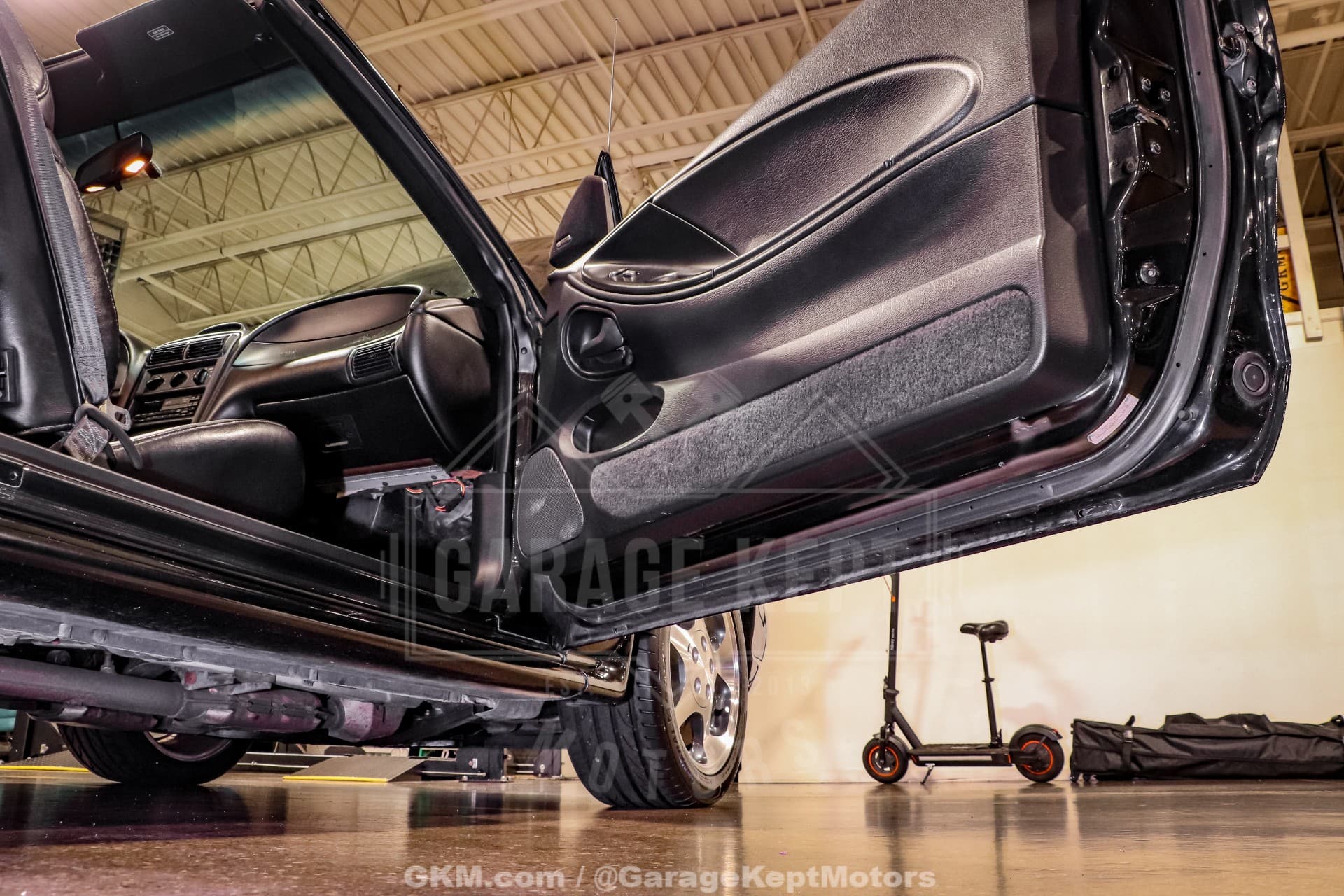 1996 Ford Mustang SVT Cobra thumbnail 12