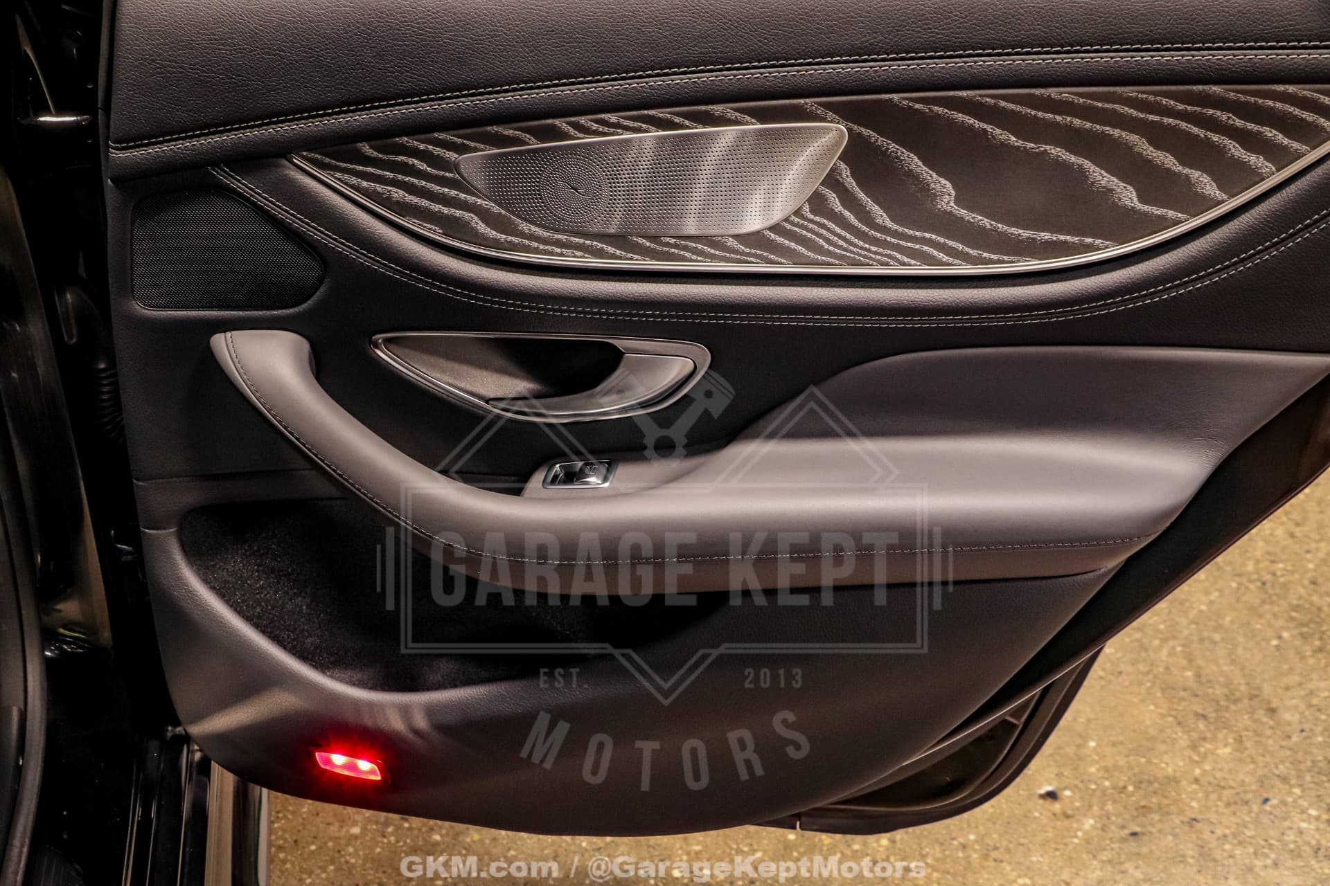 2019 Mercedes AMG GT 63 thumbnail 11