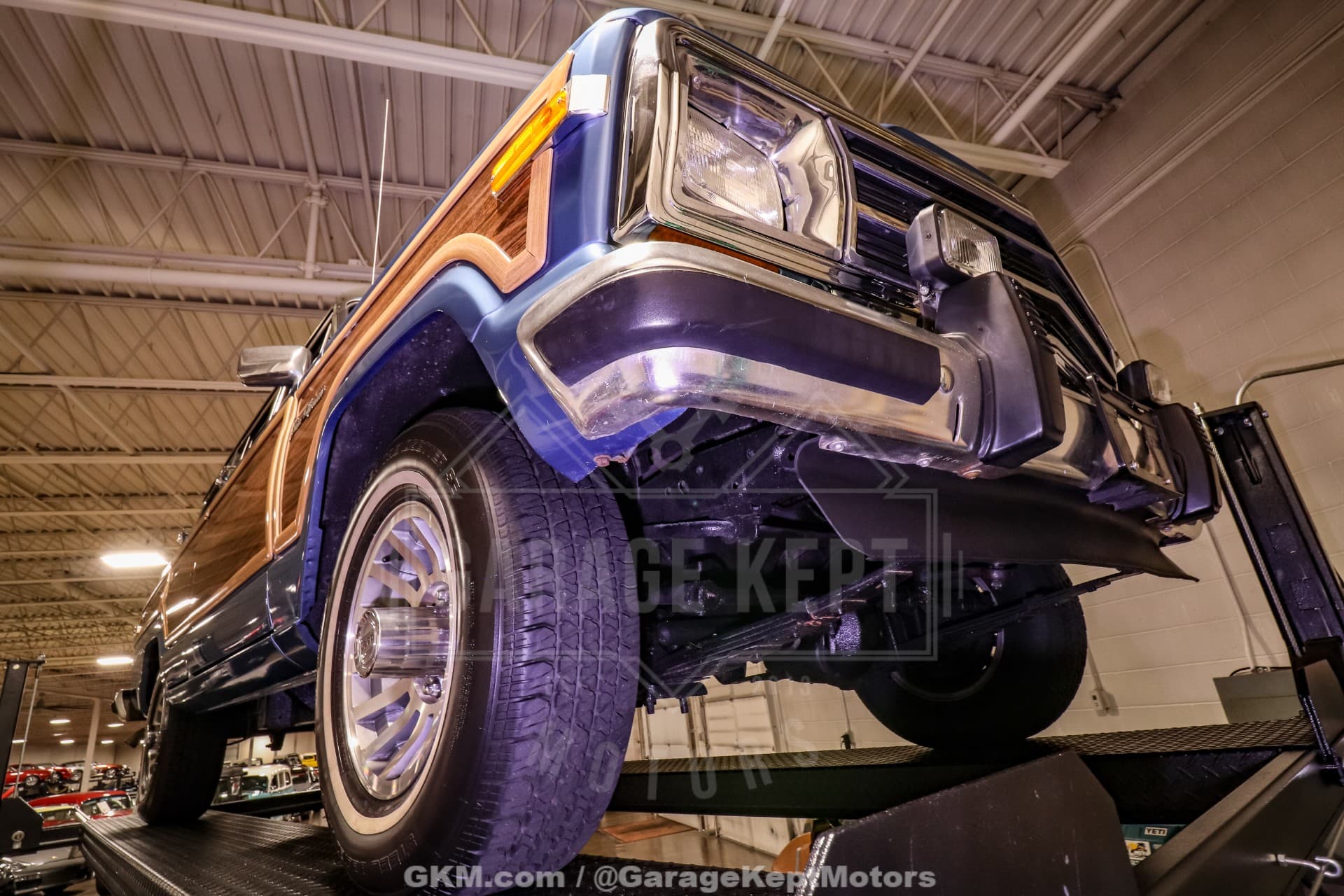 1987 Jeep Grand Wagoneer thumbnail 27