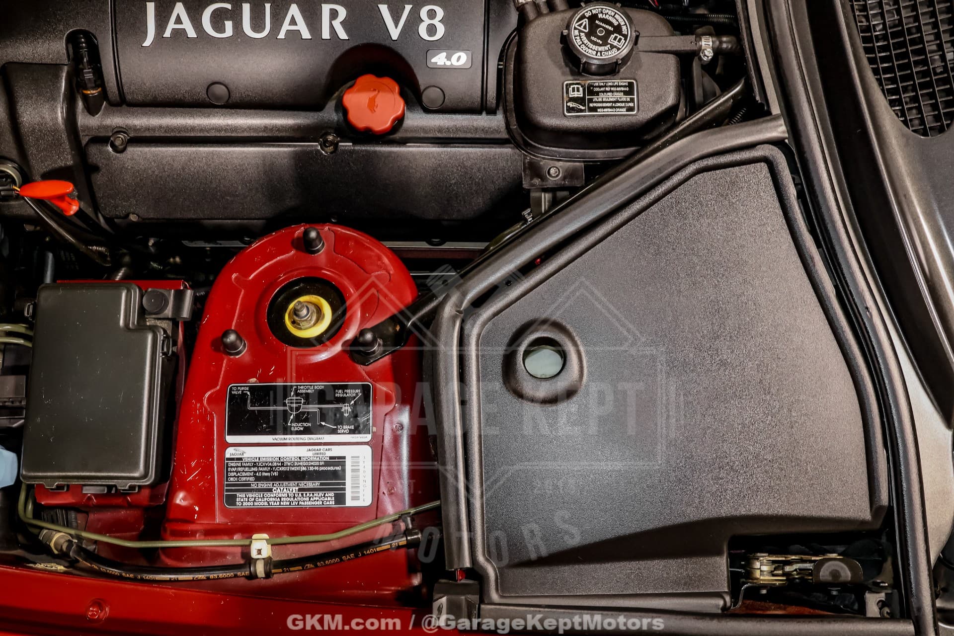 2000 Jaguar XK-Series XK8 thumbnail 23