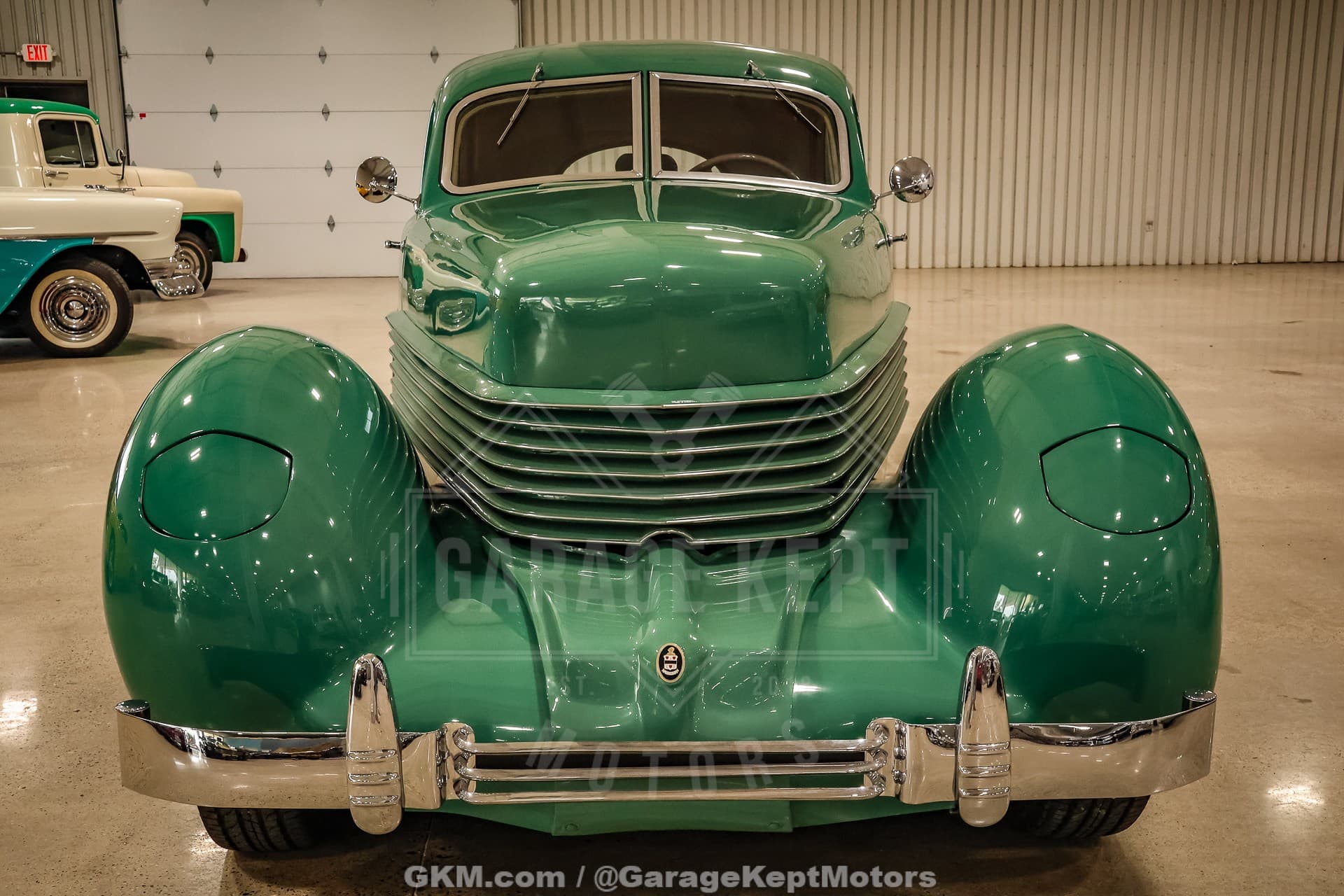 1936 Cord 810 Westchester thumbnail 3