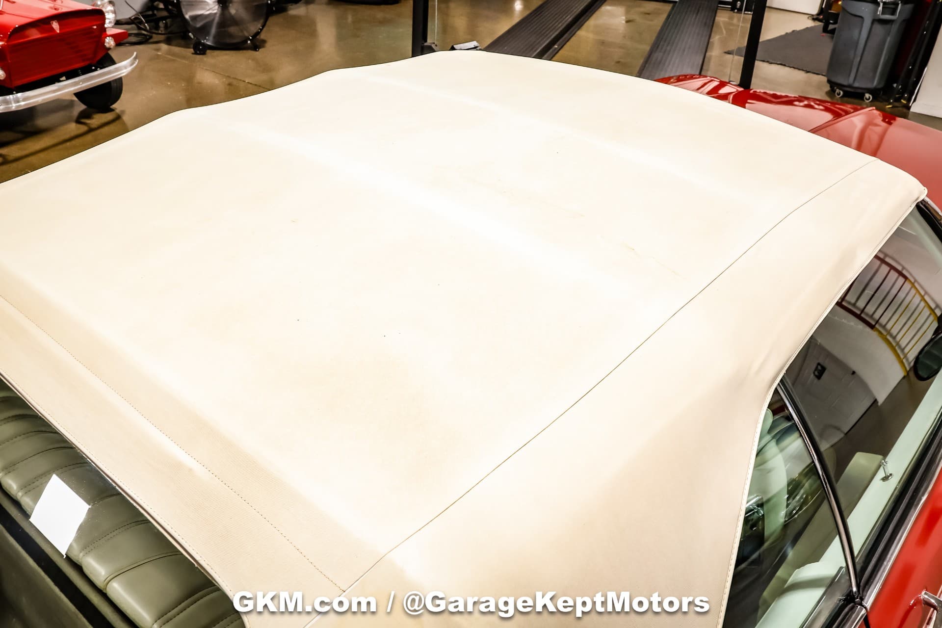 1975 Oldsmobile Delta 88 Royale Convertible thumbnail 3