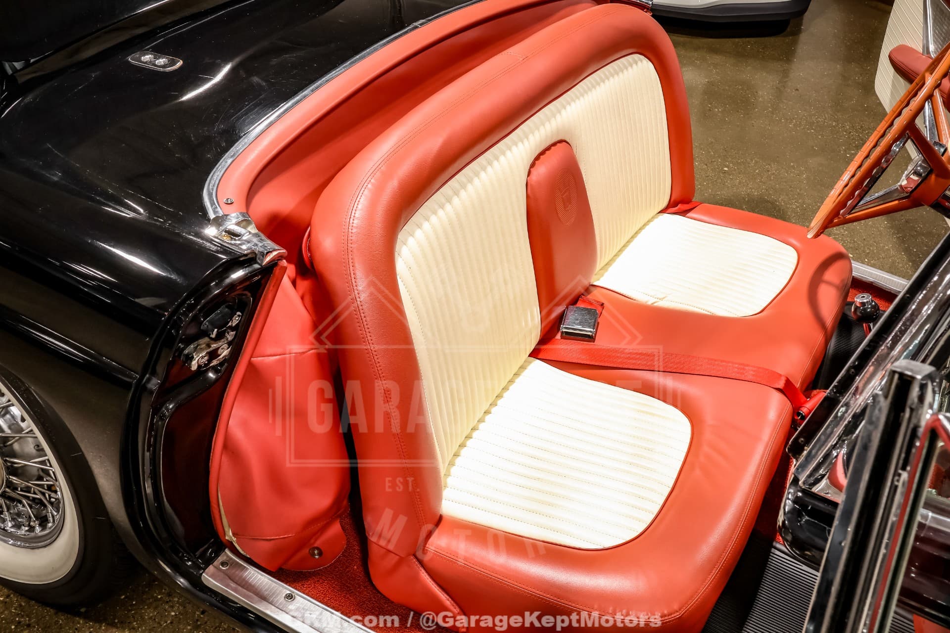 1956 Ford Thunderbird thumbnail 13