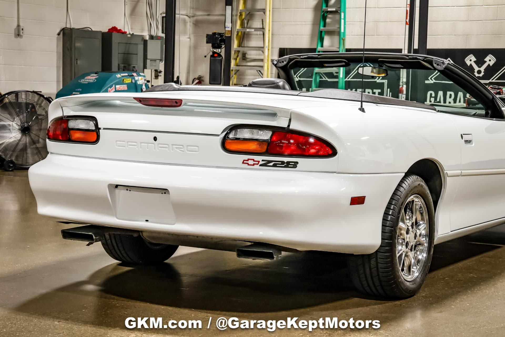 2002 Chevrolet Camaro Z28 thumbnail 9