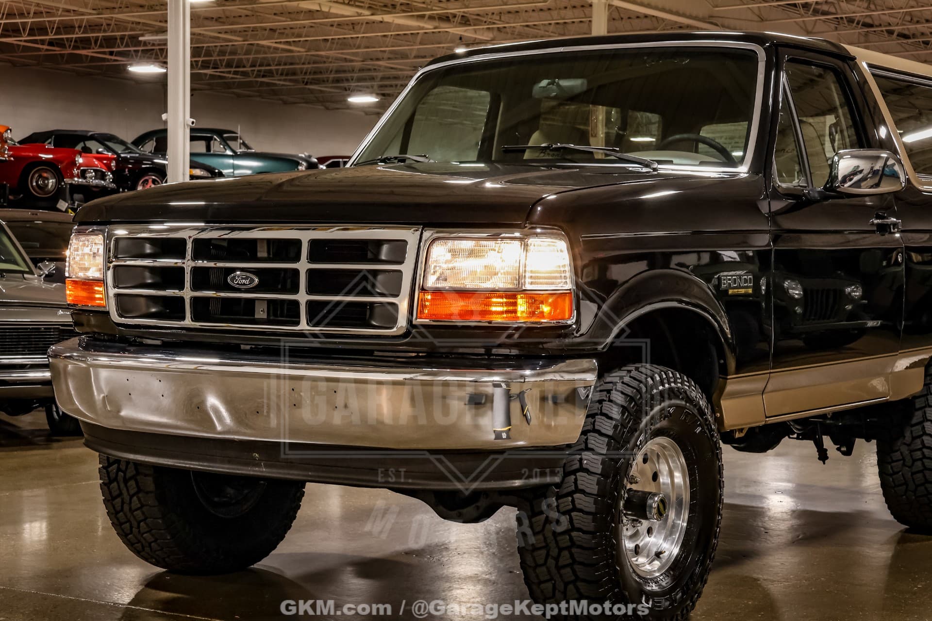 1992 Ford Bronco Custom thumbnail 4