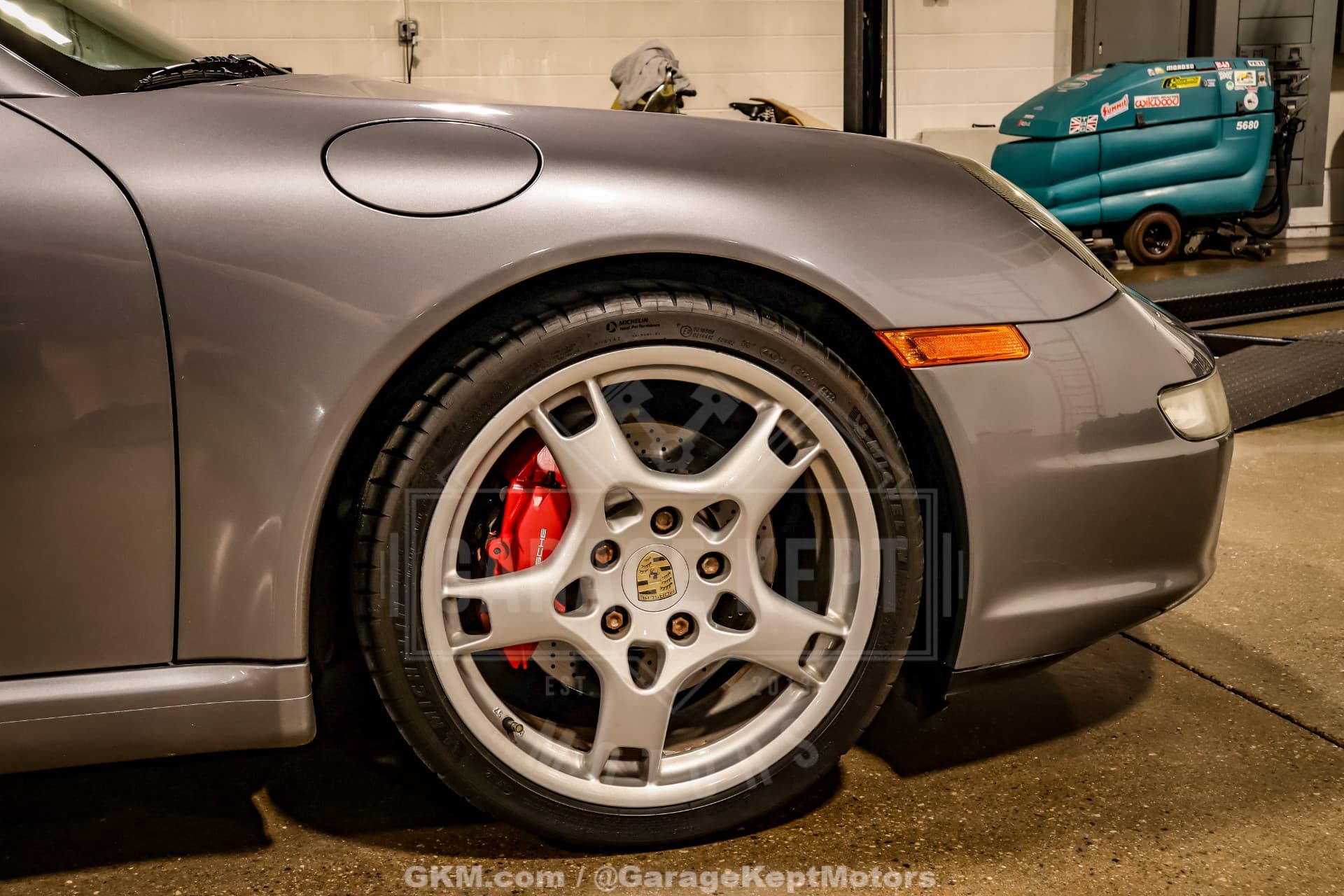 2005 Porsche 911 Carrera S thumbnail 28