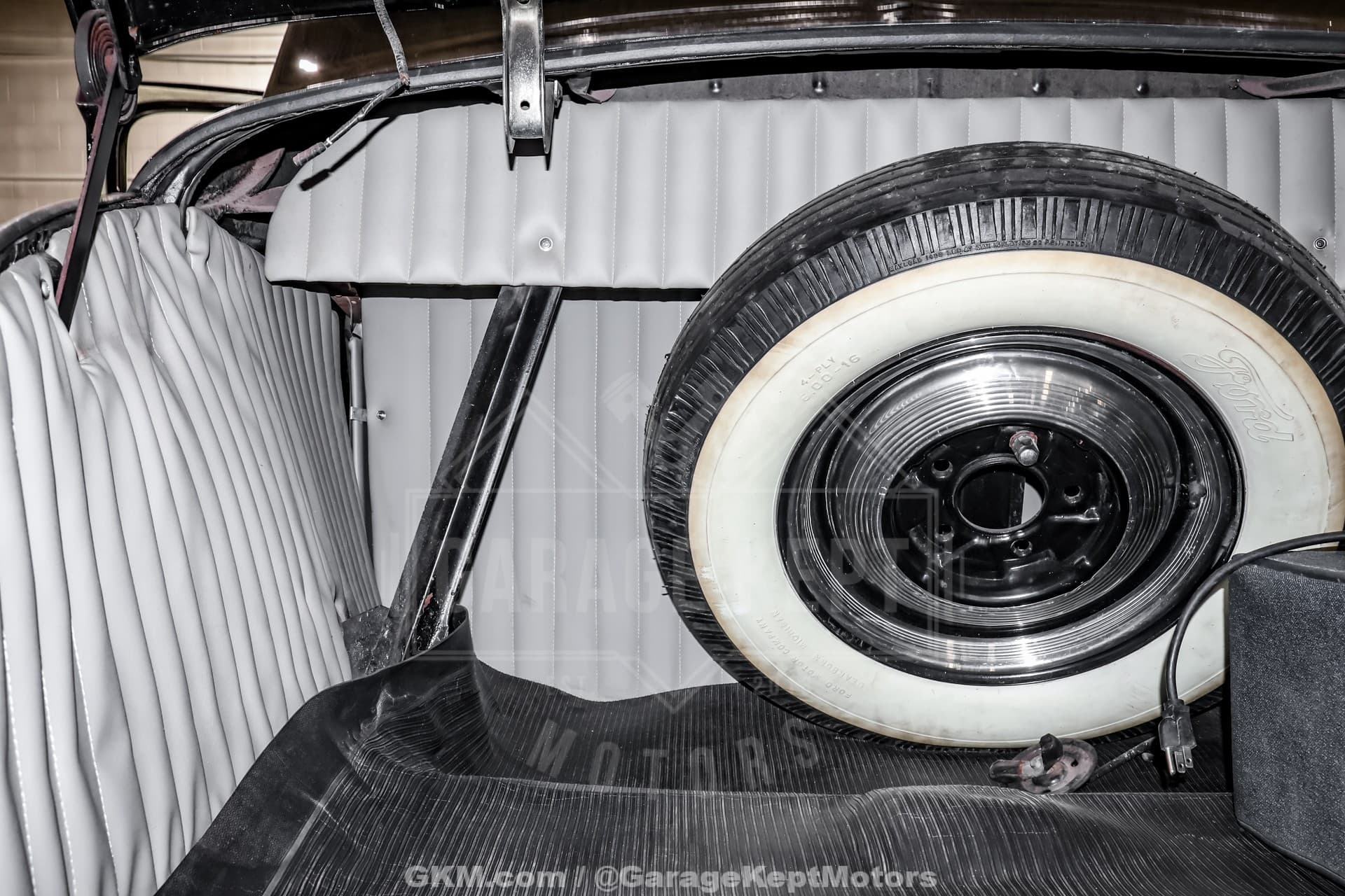 1940 Ford Deluxe thumbnail 14