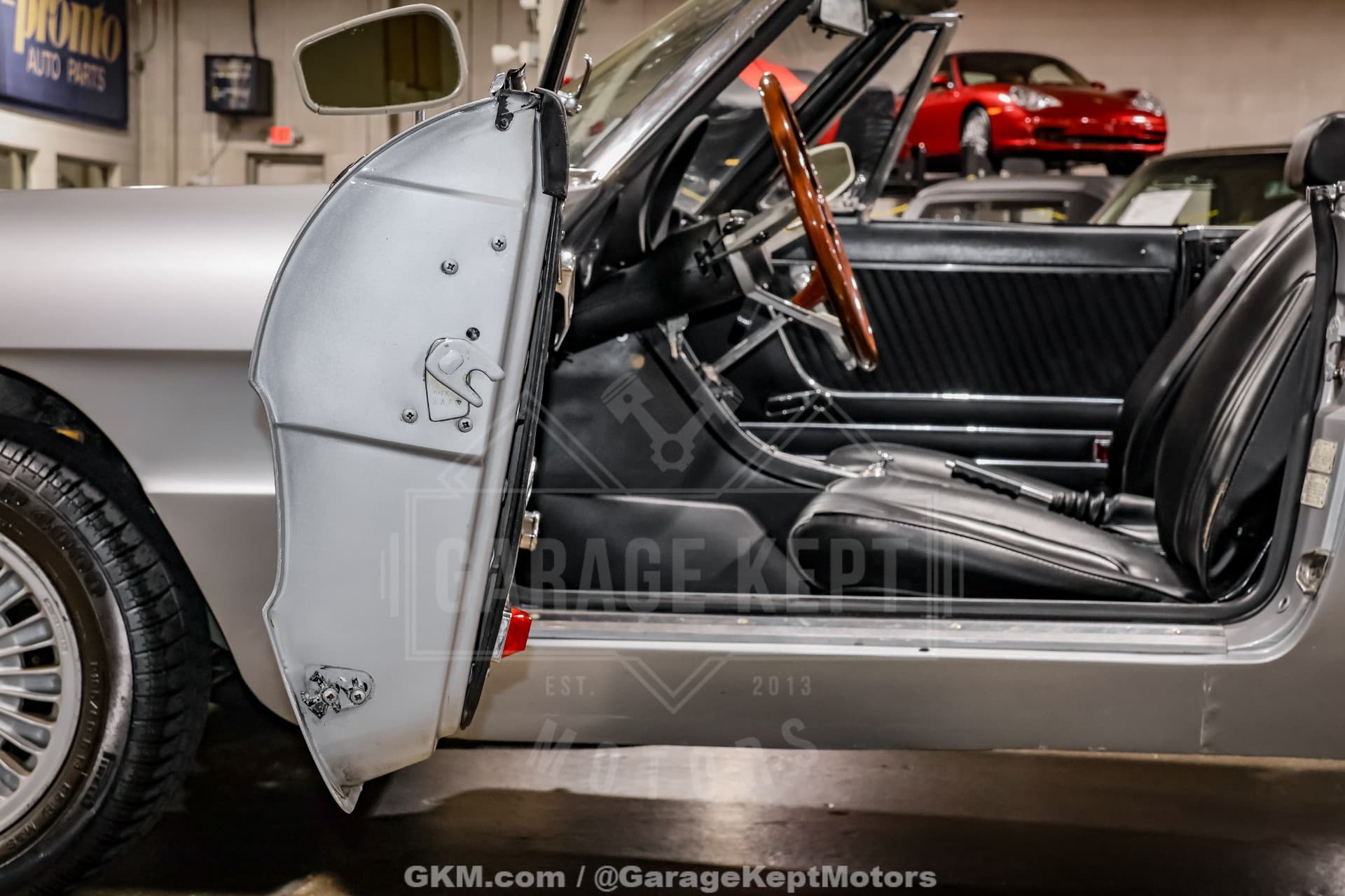 1976 Alfa Romeo 2000 Spider Veloce thumbnail 13