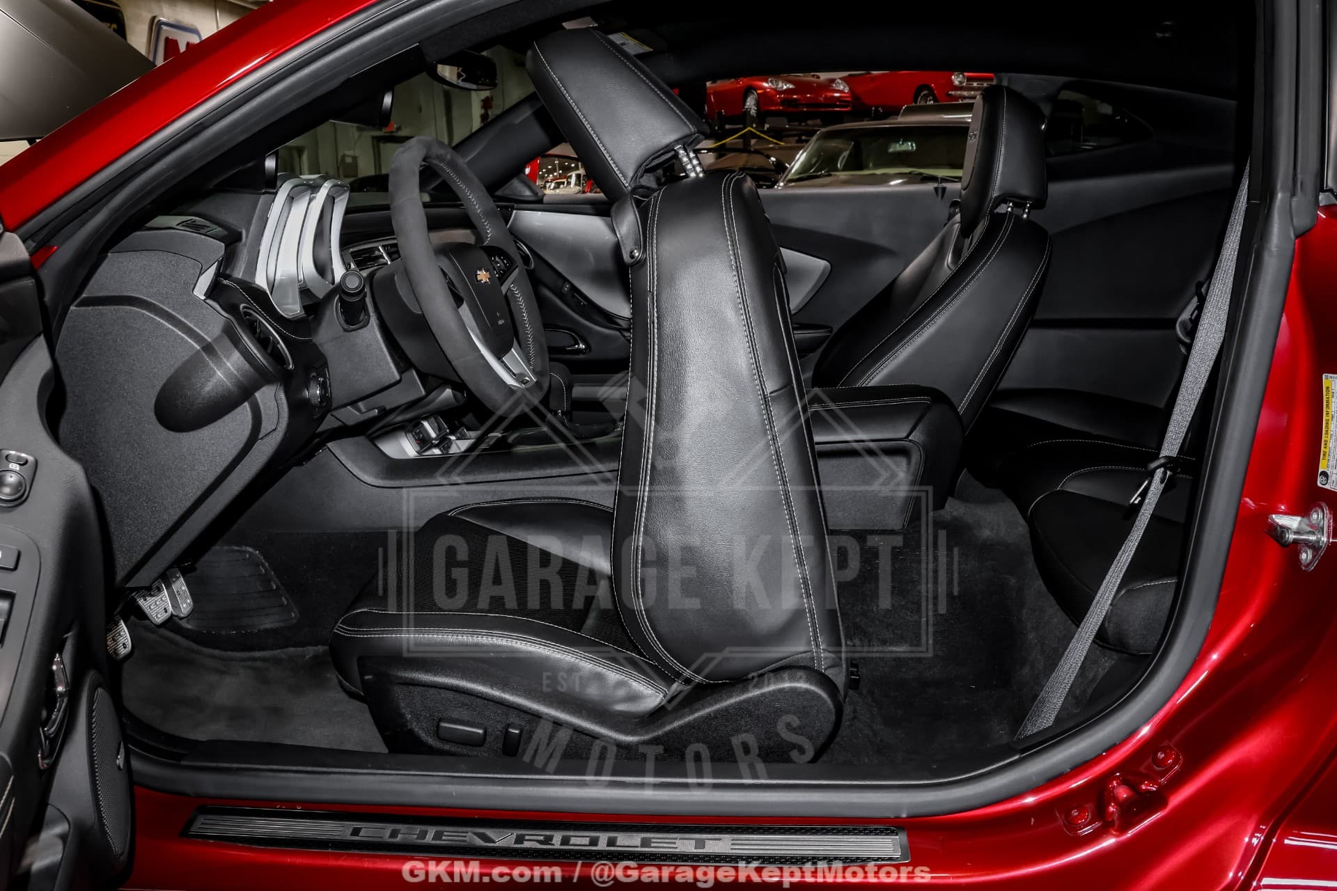 2015 Chevrolet Camaro SS thumbnail 18