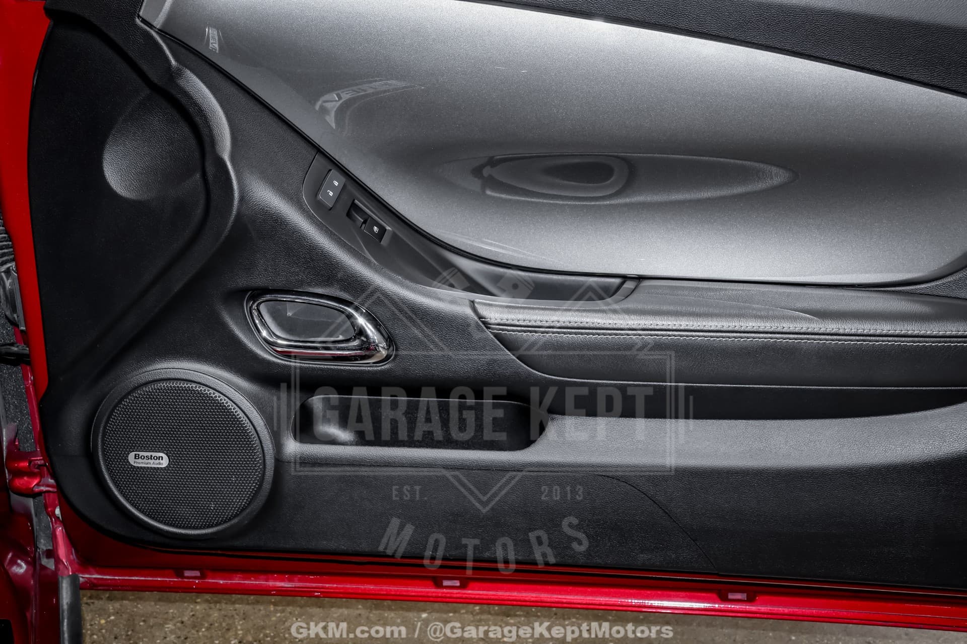 2015 Chevrolet Camaro SS thumbnail 10