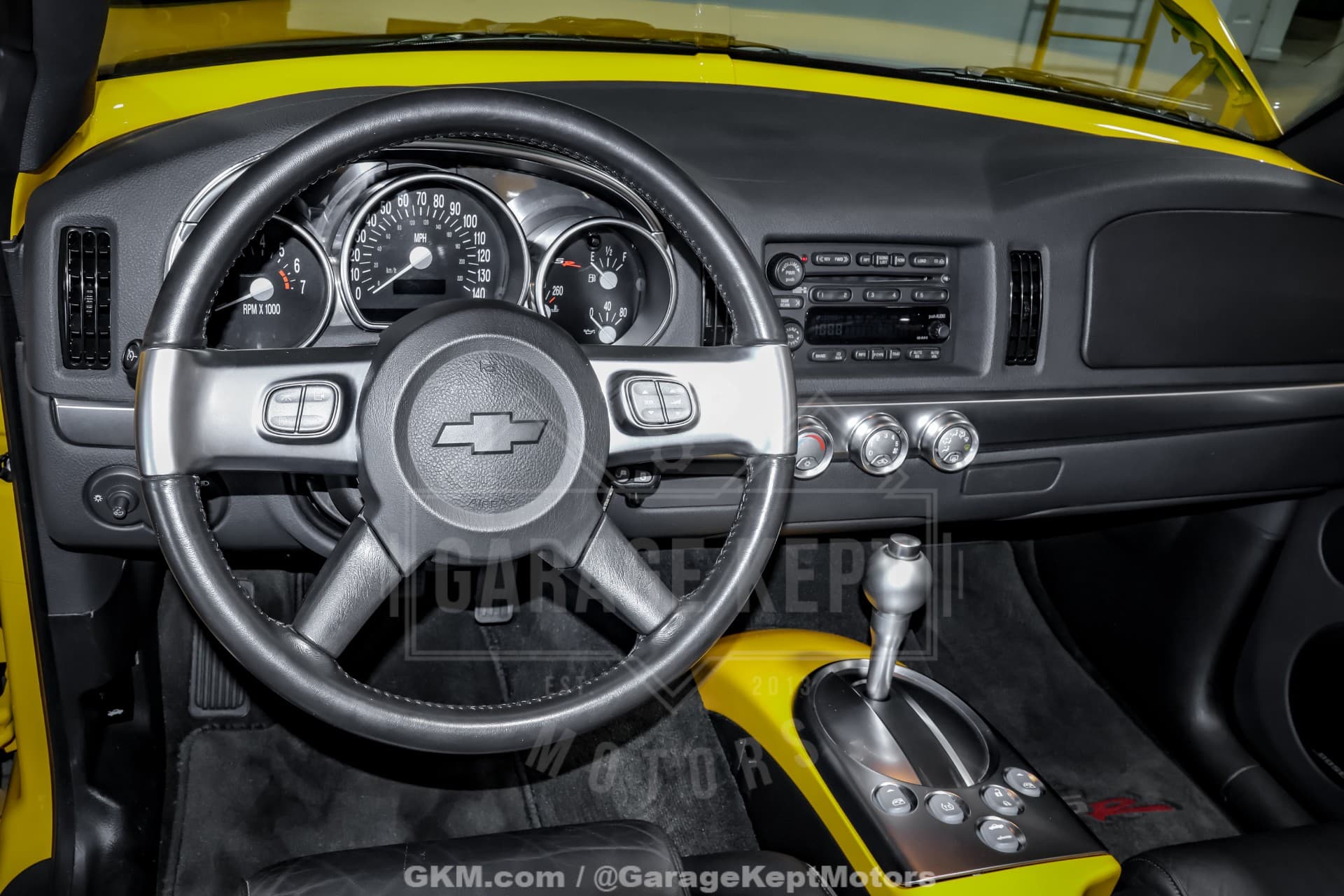 2004 Chevrolet SSR LS thumbnail 18