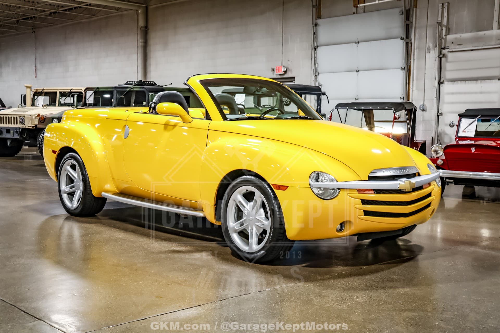 2004 Chevrolet SSR LS thumbnail 5