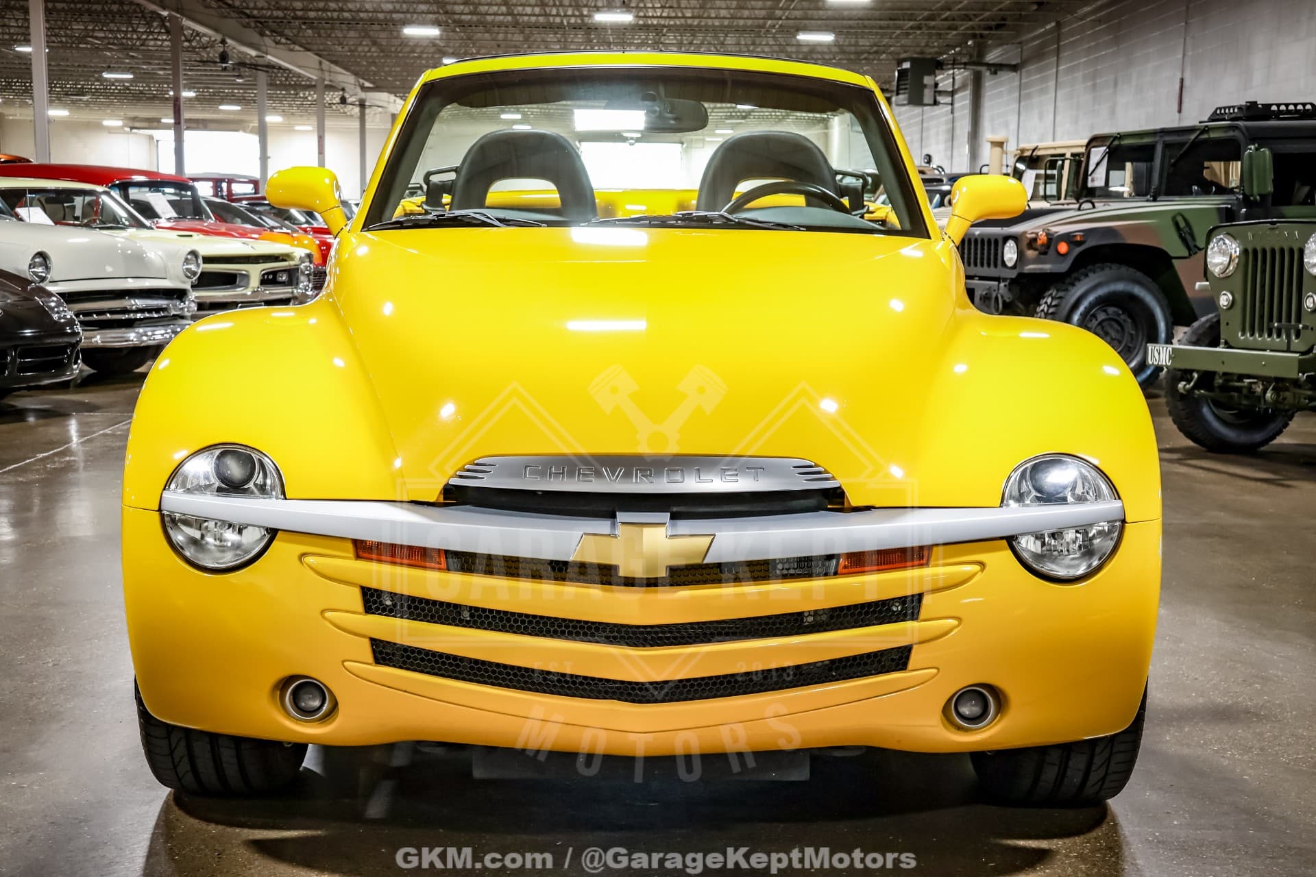 2004 Chevrolet SSR LS thumbnail 6