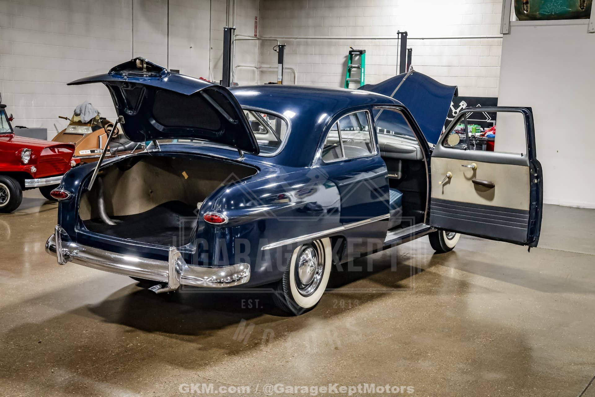1950 Ford Custom Deluxe thumbnail 11