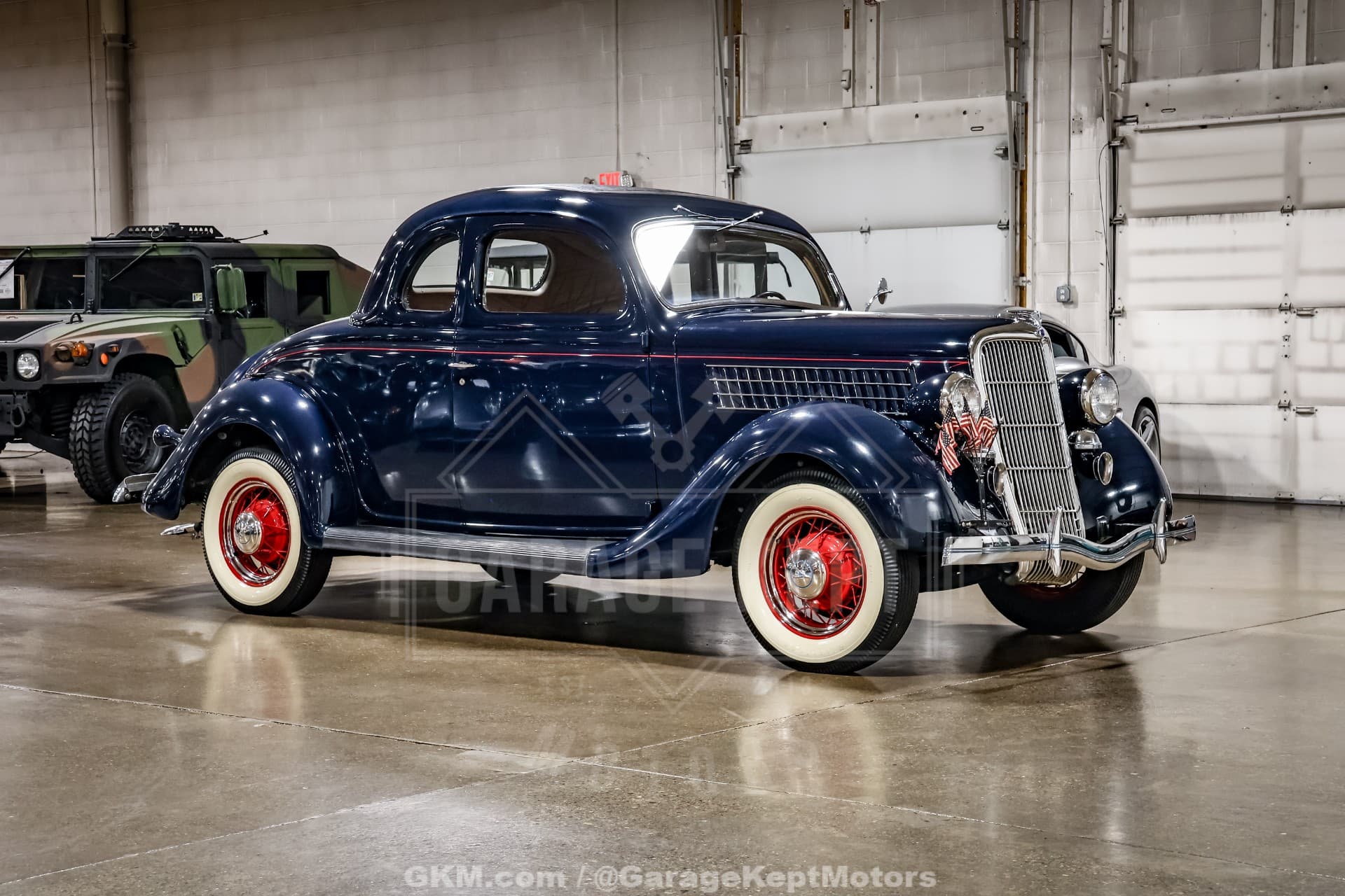 1935 Ford Model 48 Deluxe — photo 1