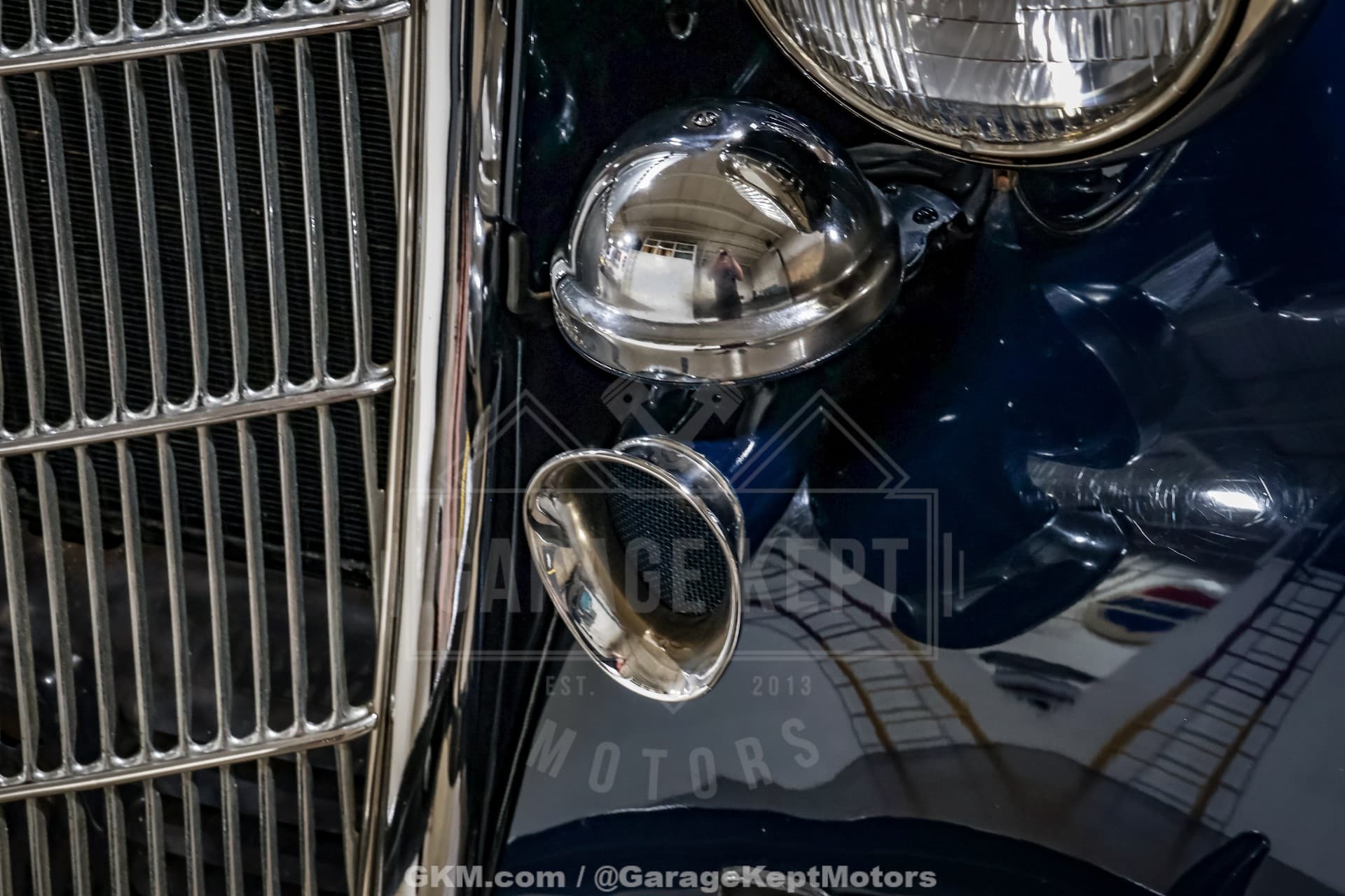 1935 Ford Model 48 Deluxe thumbnail 4