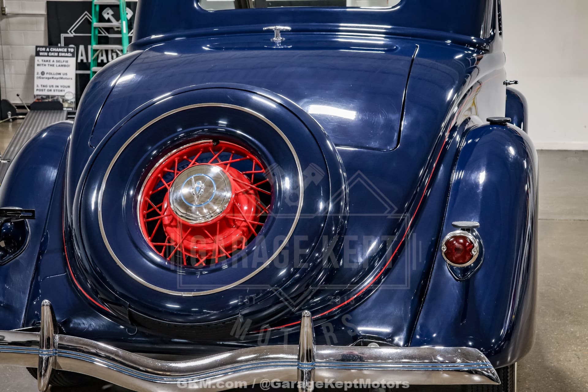 1935 Ford Model 48 Deluxe thumbnail 7