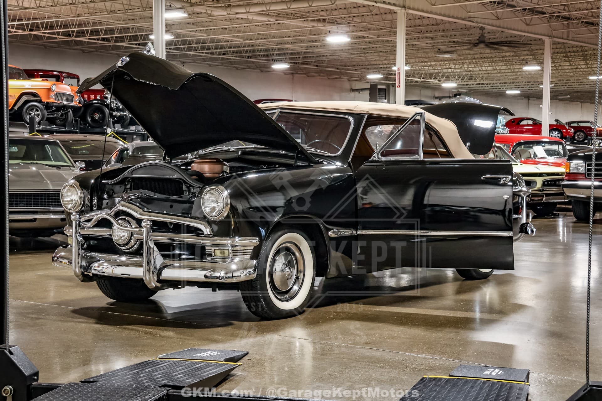 1950 Ford Custom Deluxe Convertible thumbnail 11