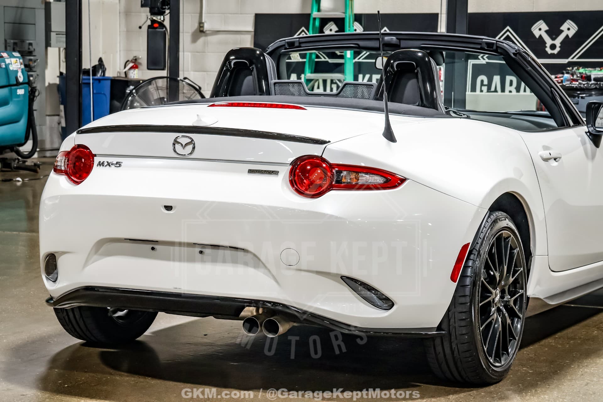 2022 Mazda MX-5 Miata Club thumbnail 7