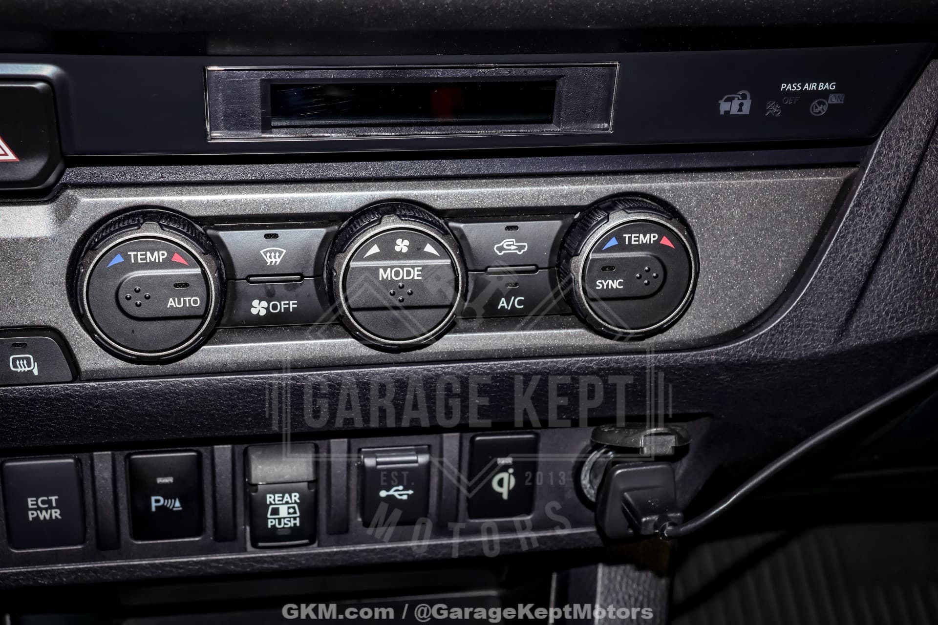 2022 Toyota Tacoma TRD Sport thumbnail 21