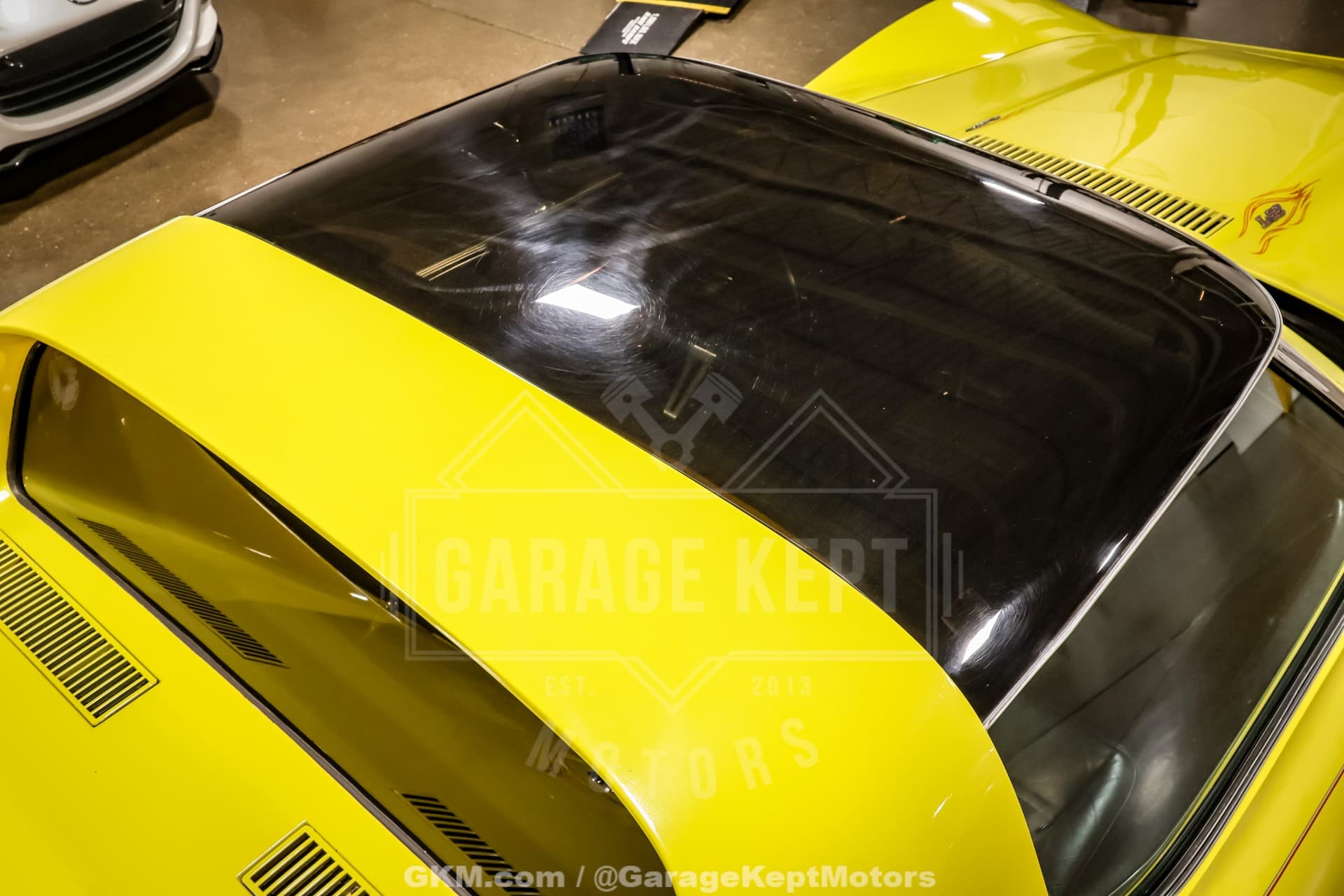 1975 Chevrolet Corvette thumbnail 9