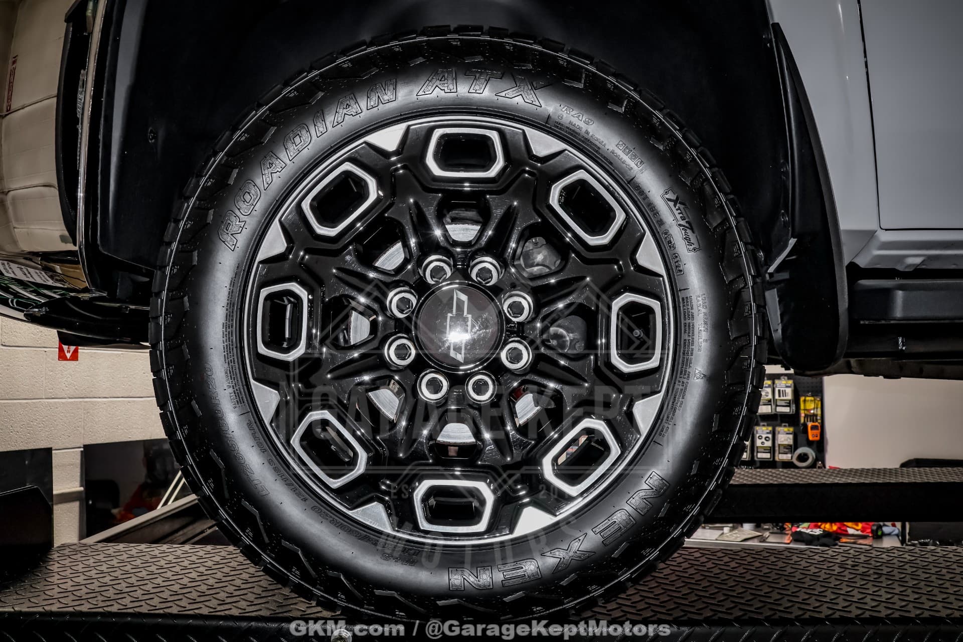 2008 Chevrolet Silverado 3500HD Work Truck thumbnail 24