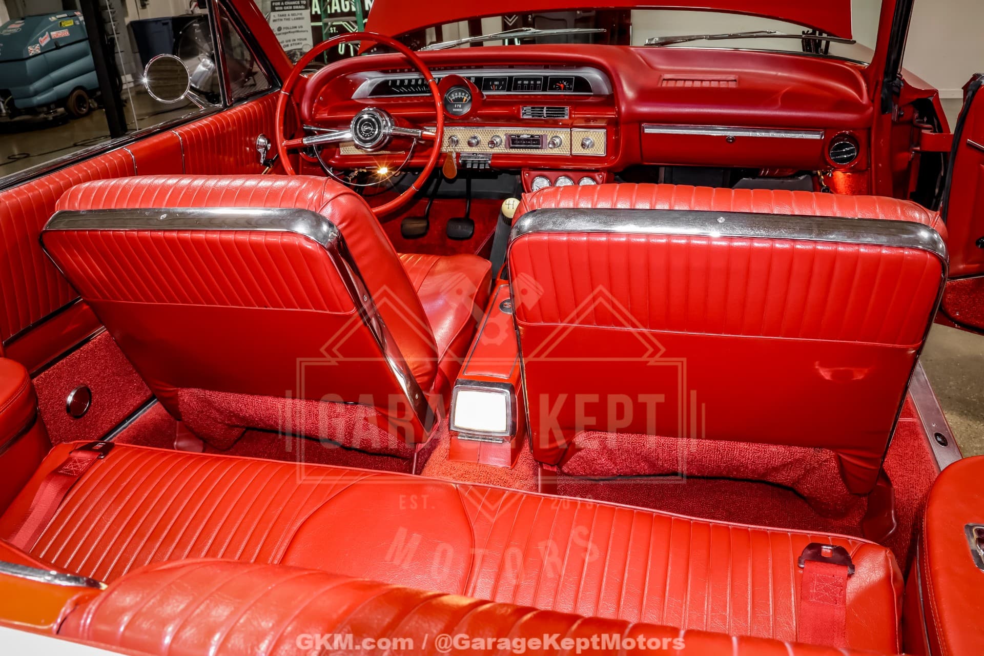 1964 Chevrolet Impala SS Convertible thumbnail 14