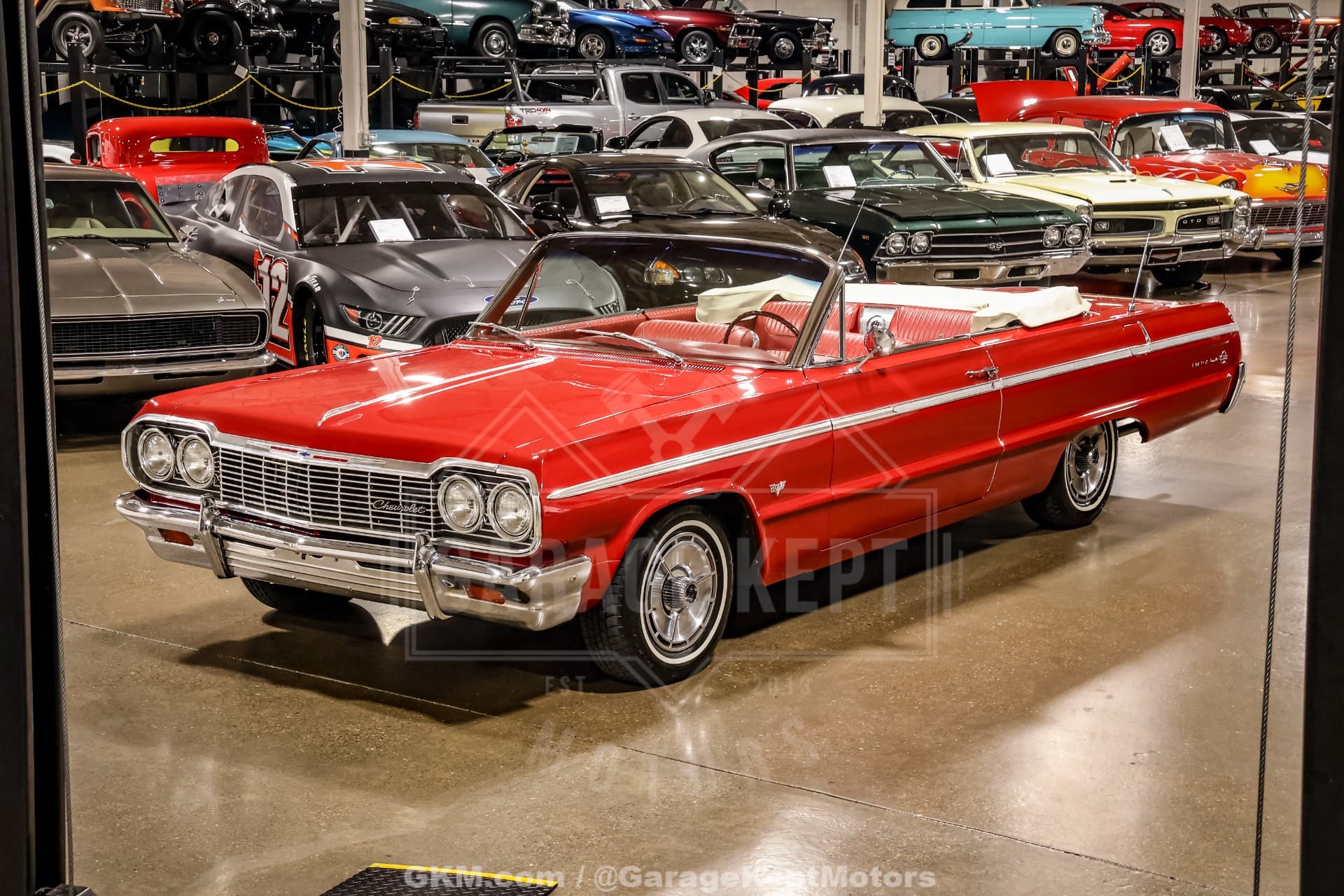 1964 Chevrolet Impala SS Convertible thumbnail 7