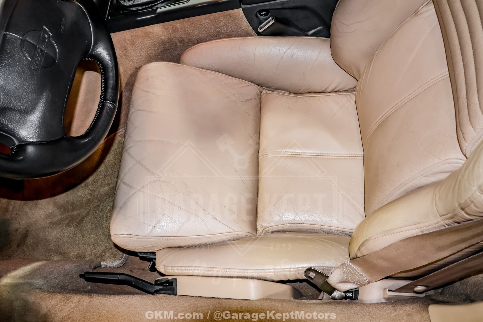 1994 Chevrolet Corvette thumbnail 16