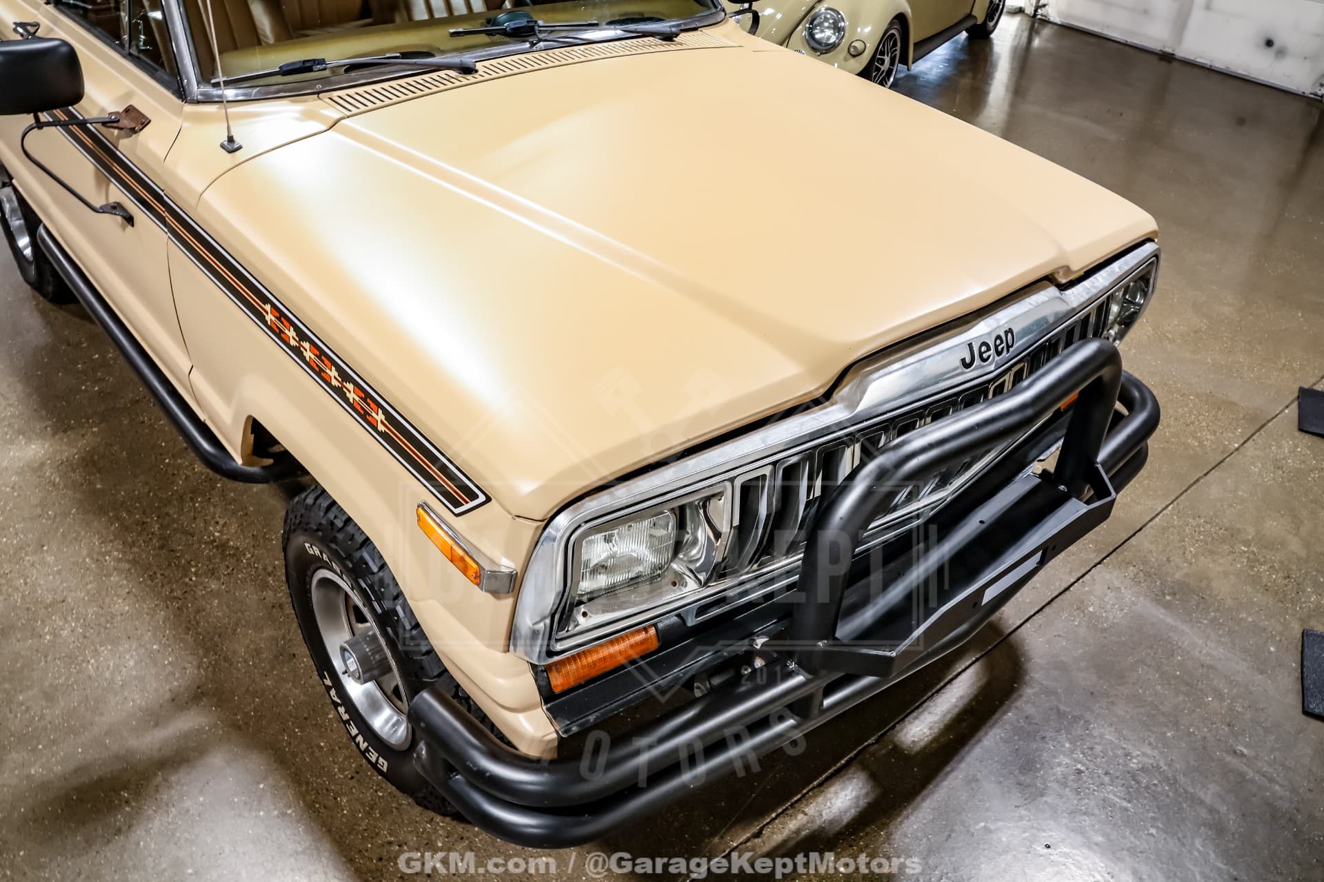 1983 Jeep Cherokee thumbnail 3