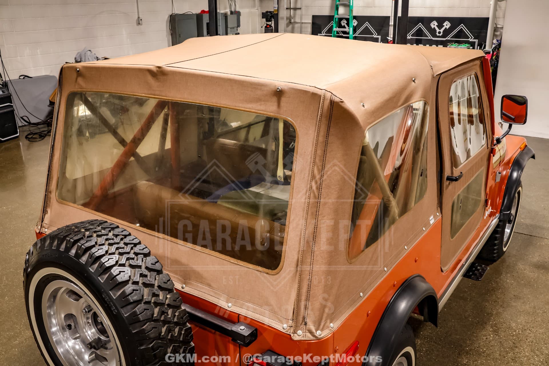 1976 Jeep CJ-7 Levi Edition thumbnail 8
