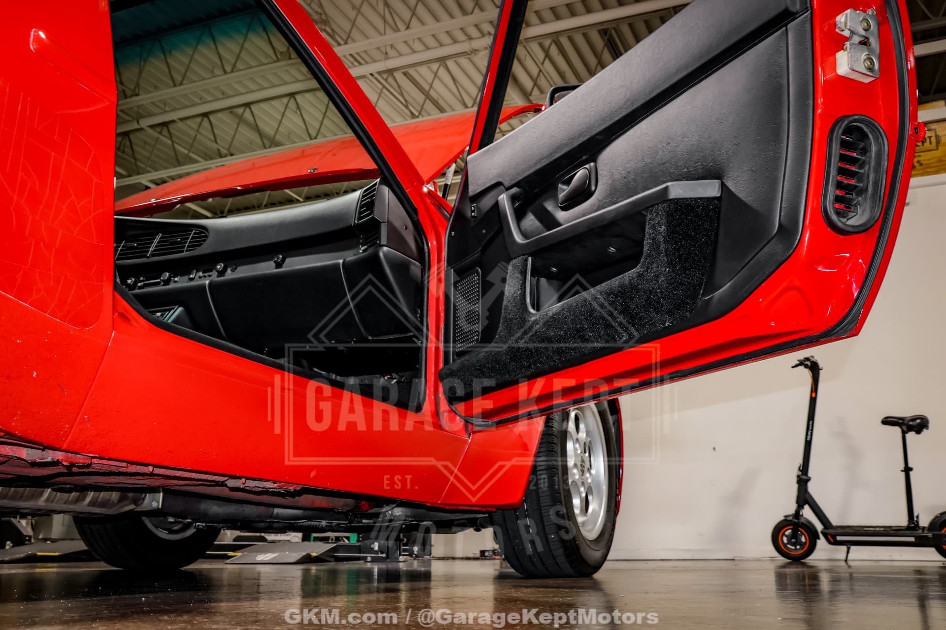 1985 Porsche 944 thumbnail 10