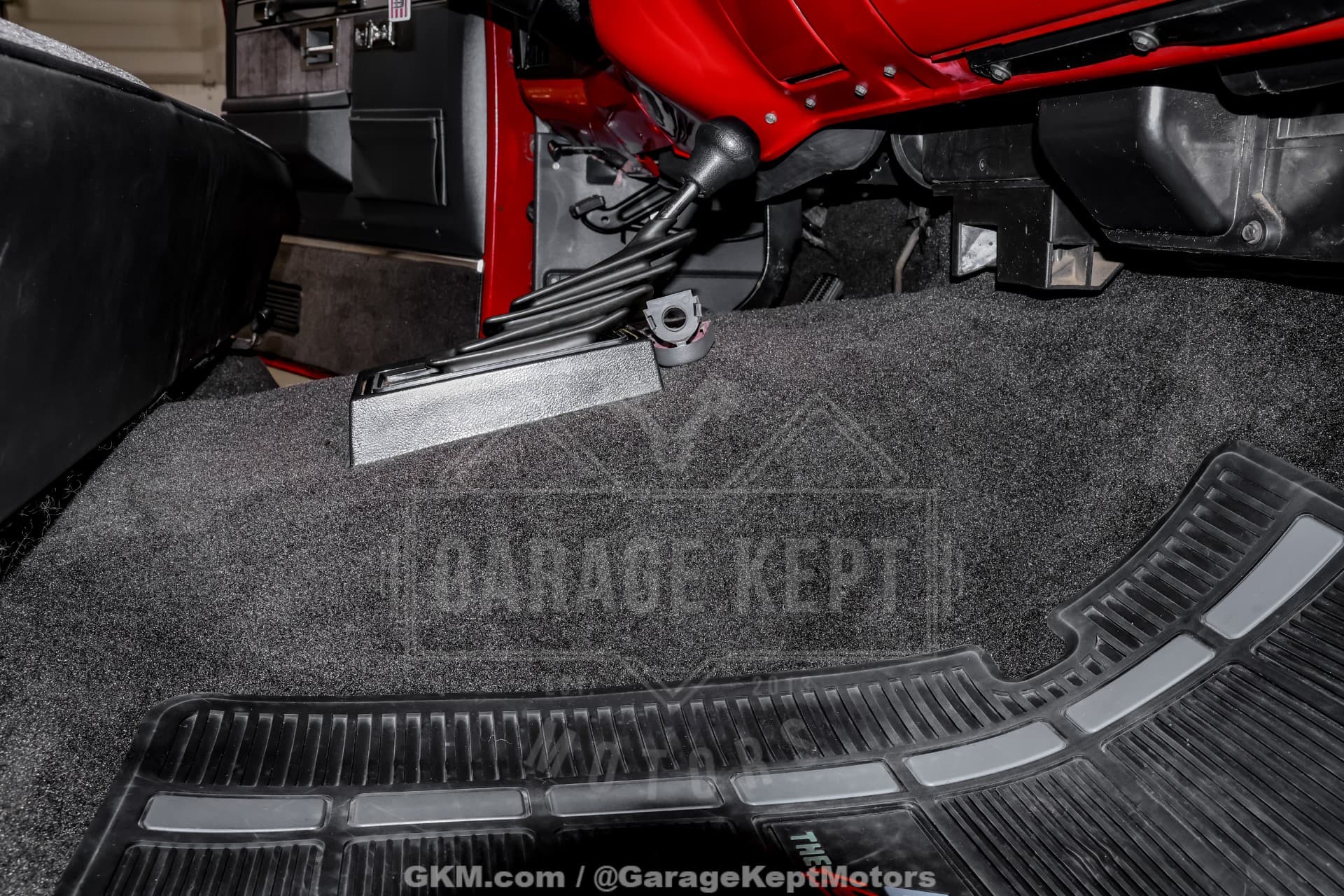 1987 Chevrolet R/V 10 Series V10 thumbnail 10
