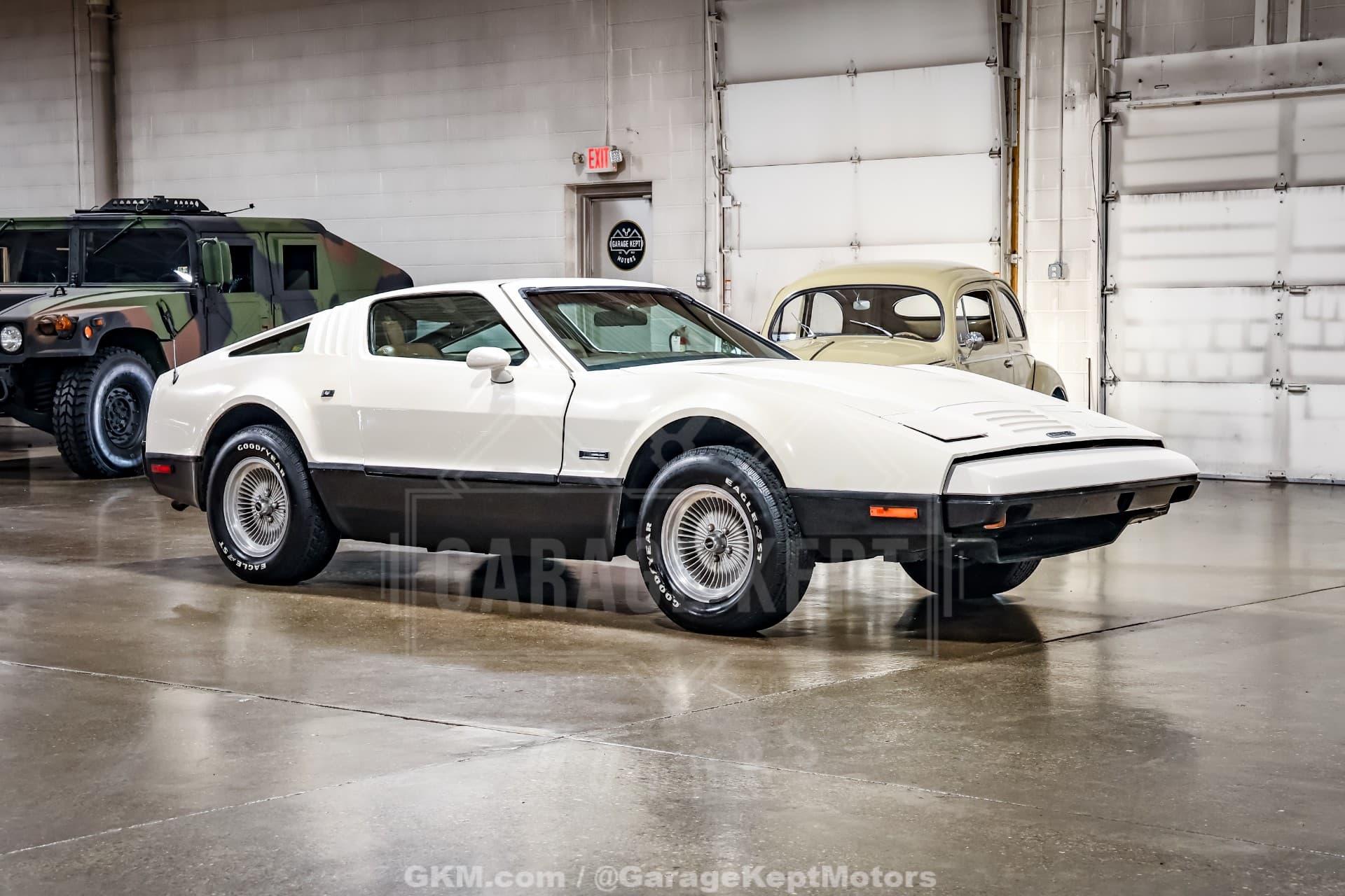 1974 Bricklin SV-1 — photo 1
