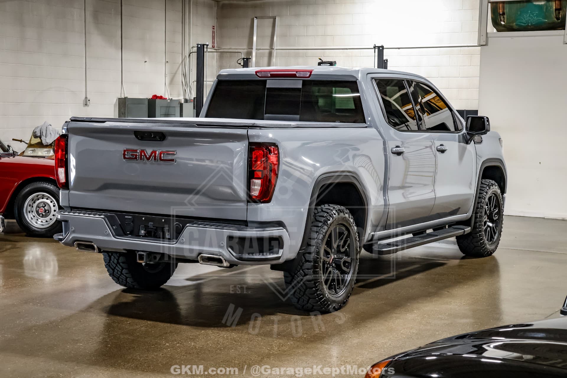2024 GMC Sierra 1500 Elevation — photo 2
