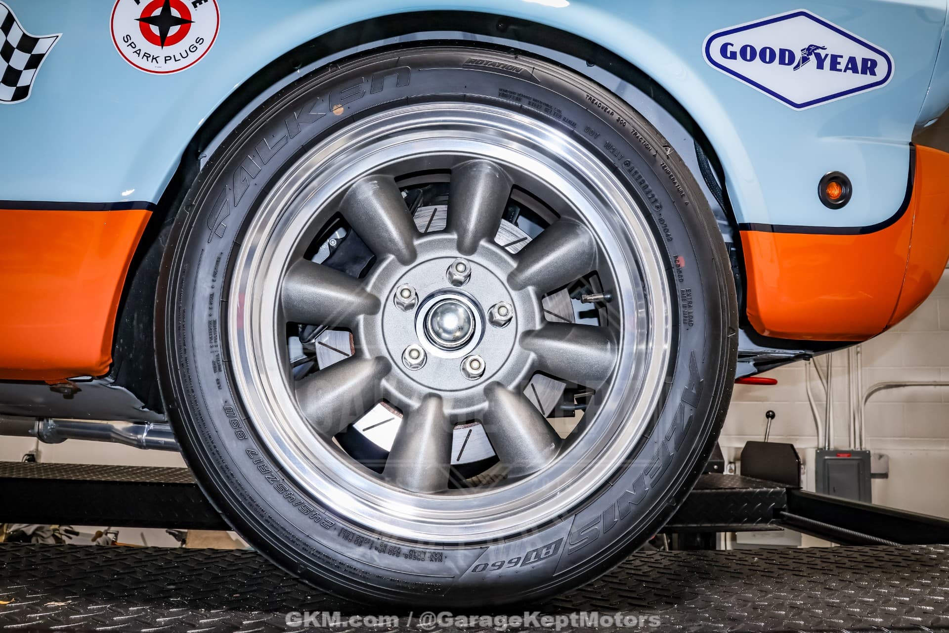 1965 Ford Mustang thumbnail 23