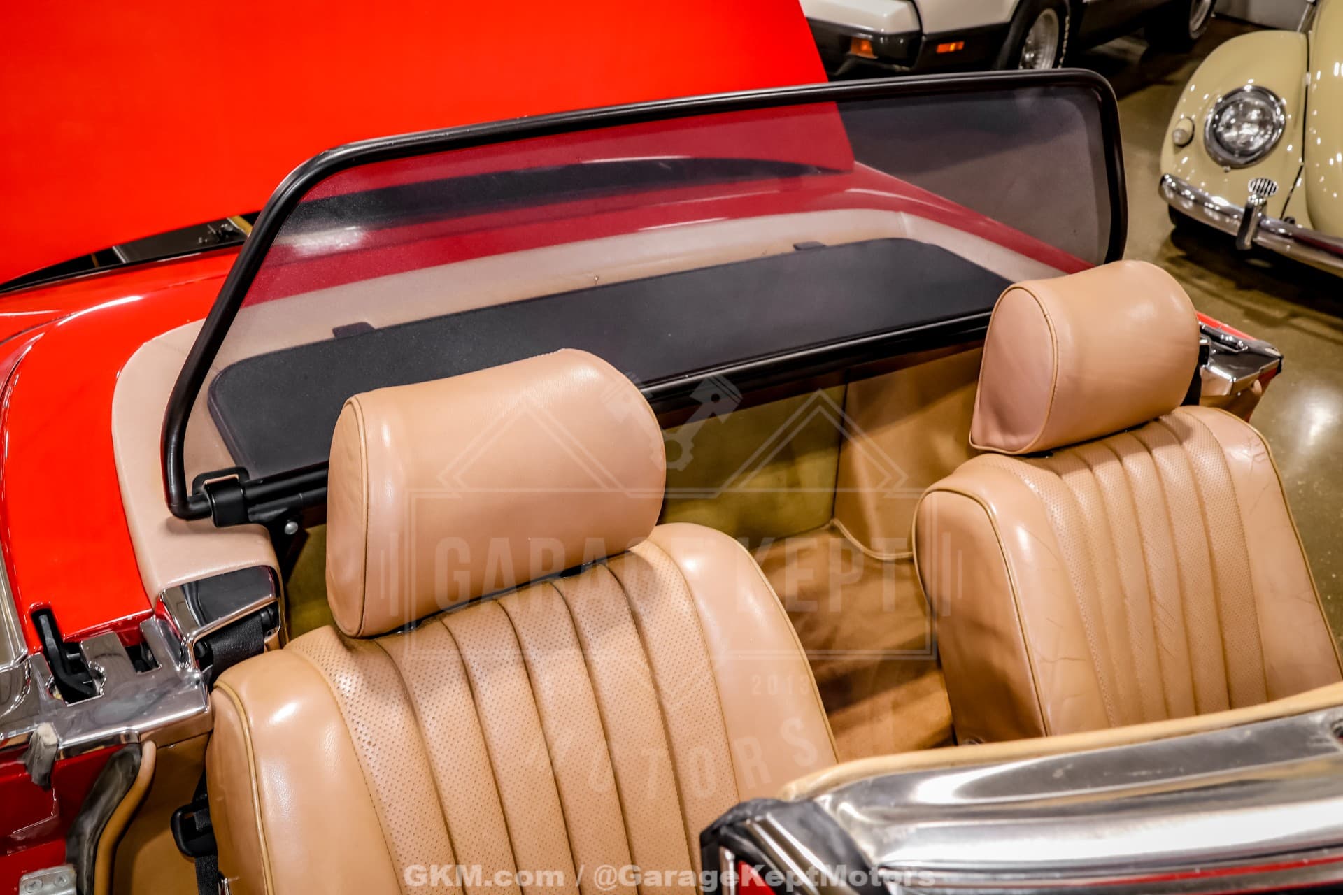 1985 Mercedes 380-Class 380 SL thumbnail 14