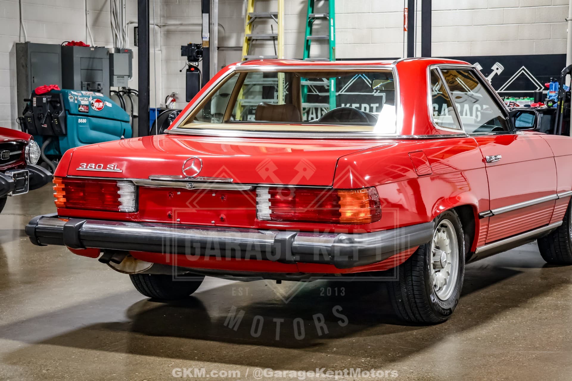 1985 Mercedes 380-Class 380 SL thumbnail 7