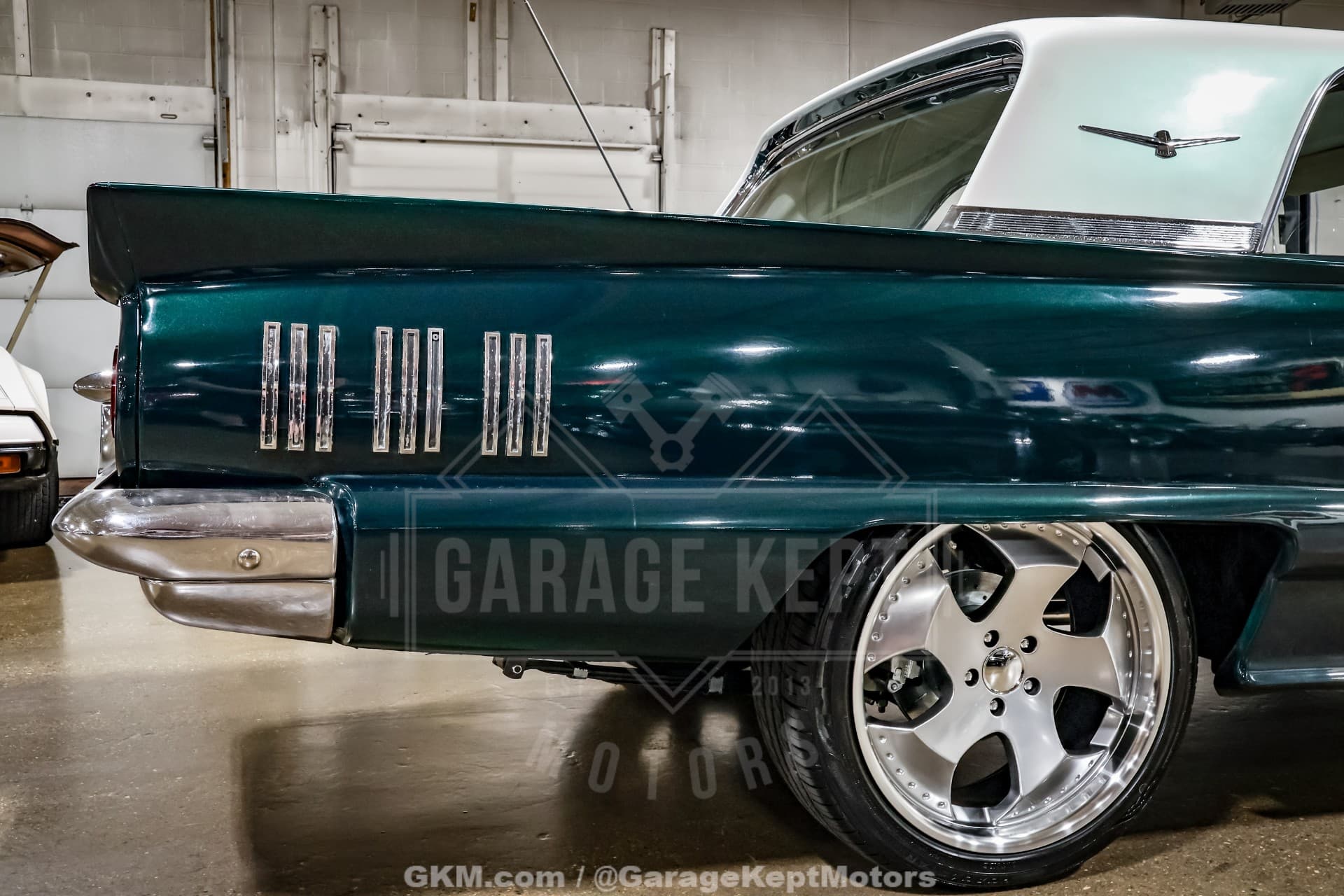 1960 Ford Thunderbird thumbnail 8