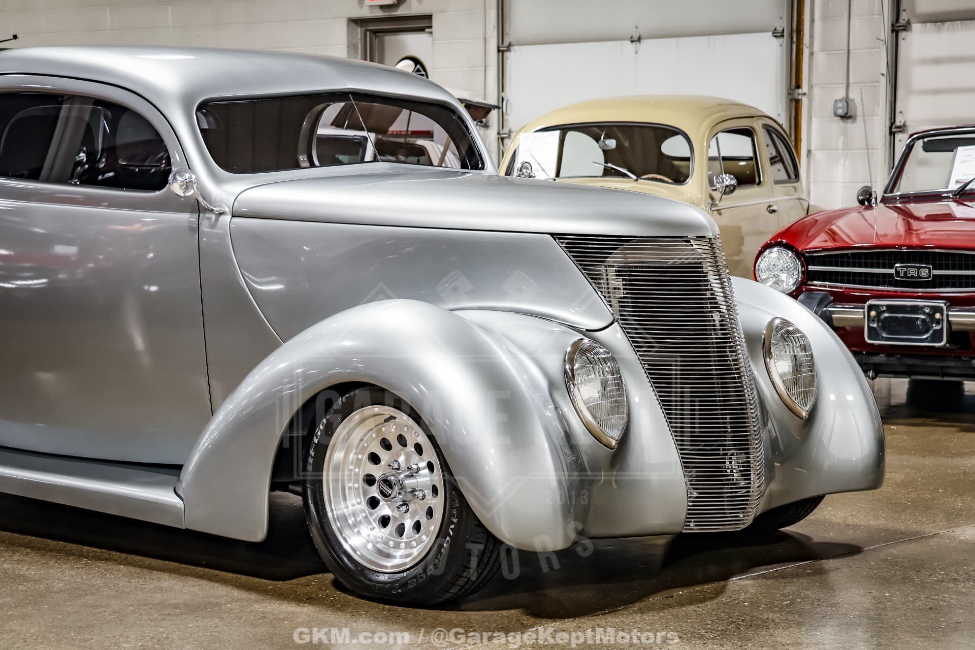 1937 Ford Pickup thumbnail 3