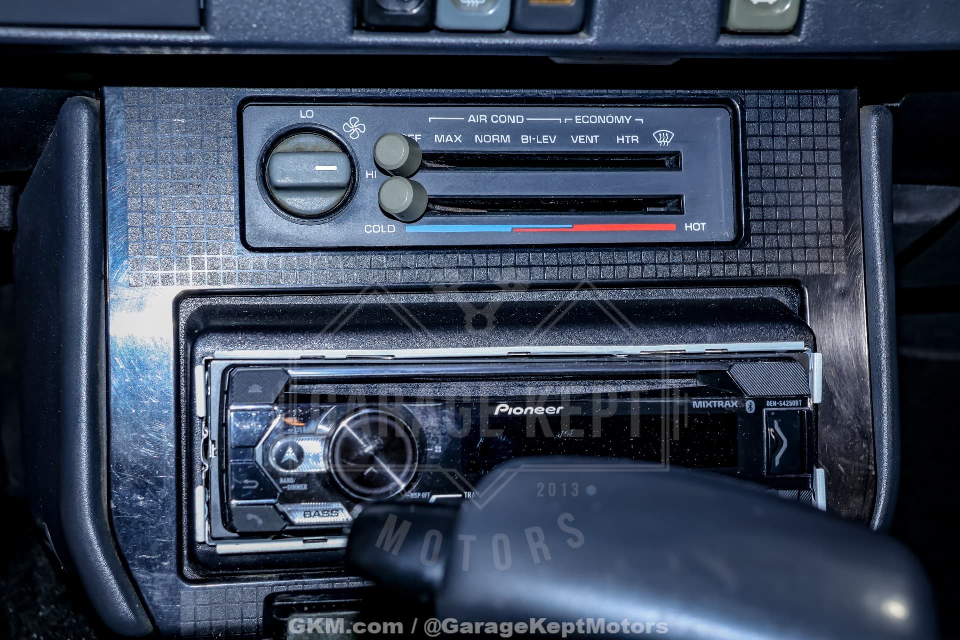 1988 Pontiac Firebird Formula thumbnail 19